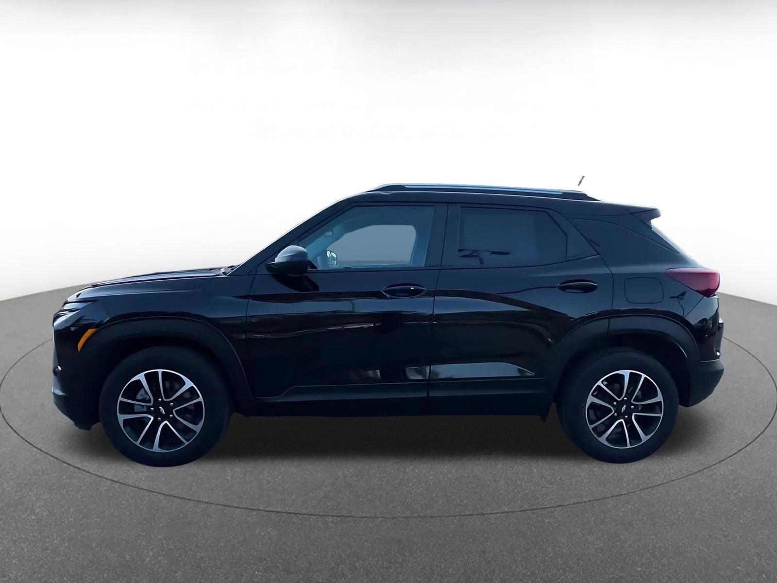 Thumbnail: 2025 Chevrolet TrailBlazer - 9