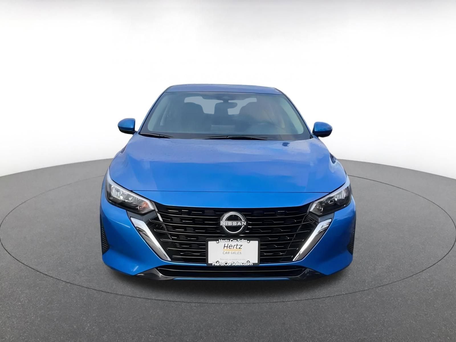 Thumbnail: 2025 Nissan Sentra - 4