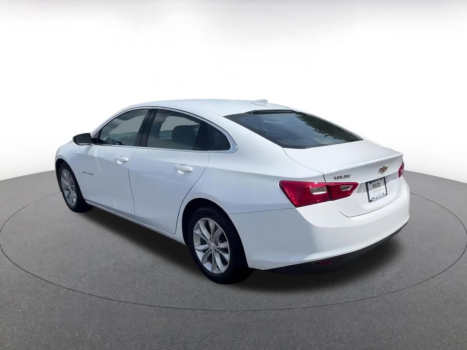 Thumbnail: 2023 Chevrolet Malibu - 10