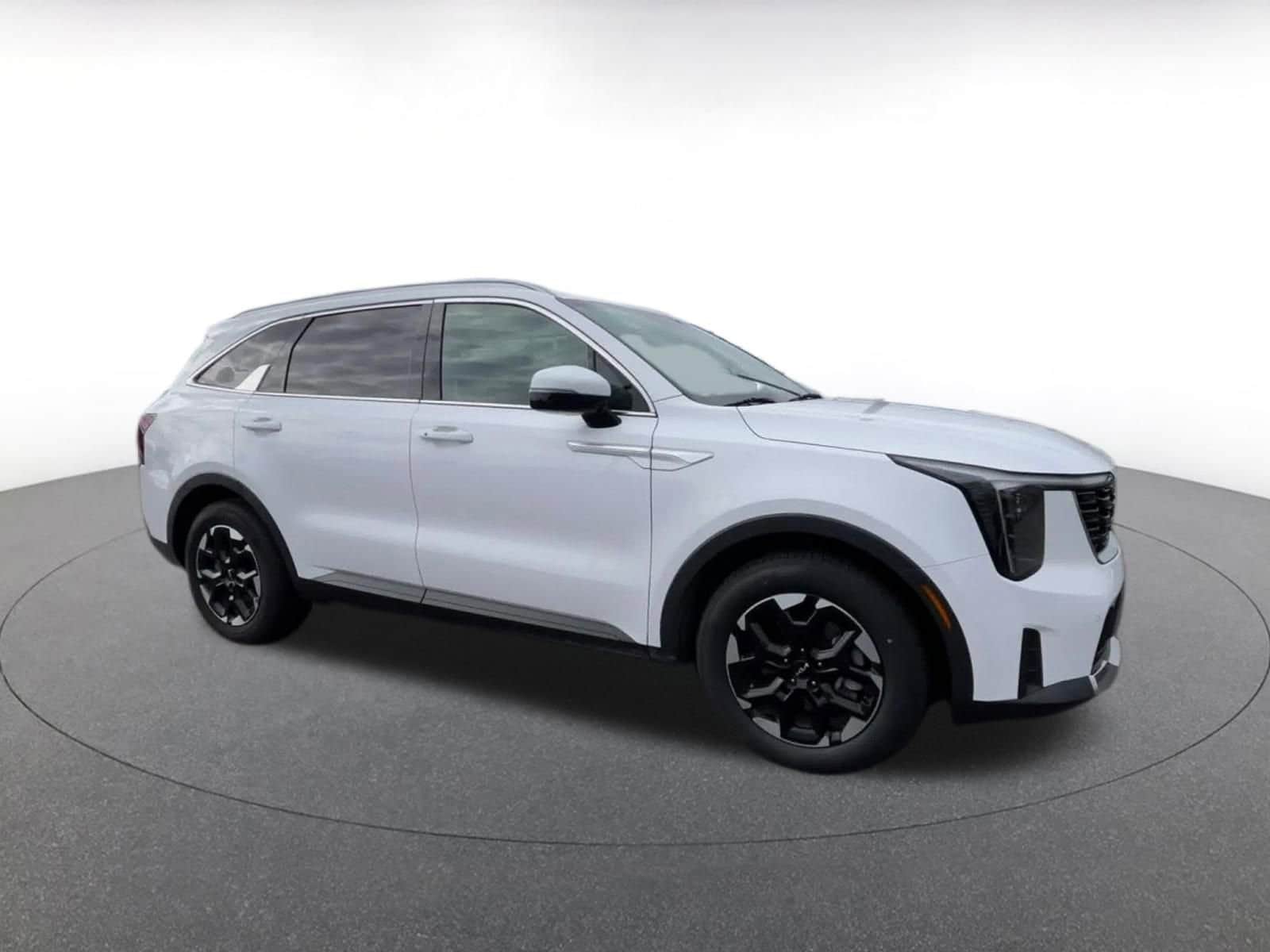 Thumbnail: 2024 Kia Sorento - 2