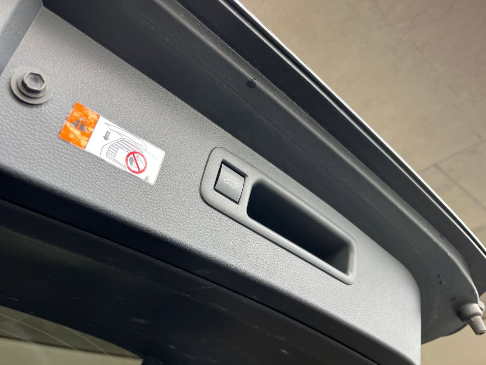 Thumbnail: 2025 Toyota Highlander - 23