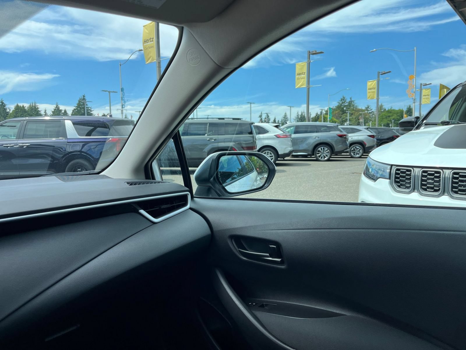 Thumbnail: 2025 Toyota Corolla - 35
