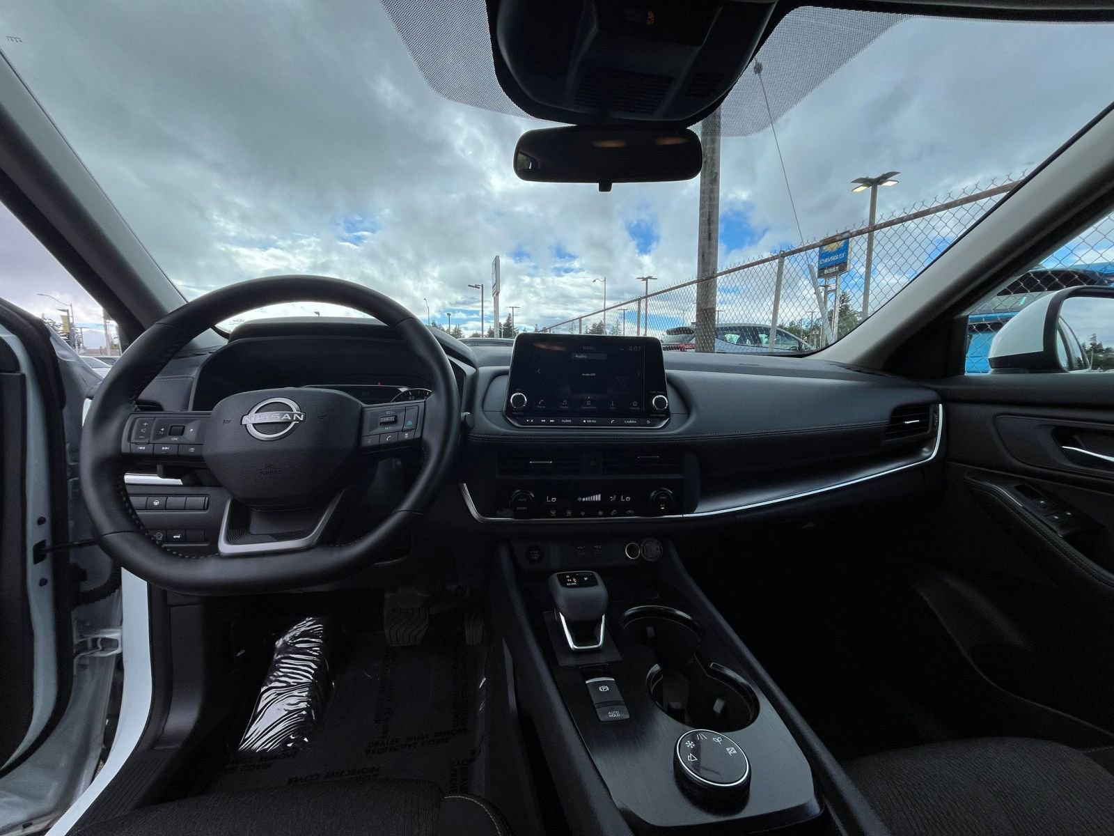 Thumbnail: 2025 Nissan Rogue - 35