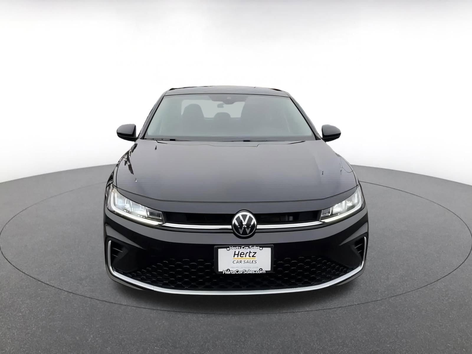 Thumbnail: 2025 Volkswagen Jetta - 4