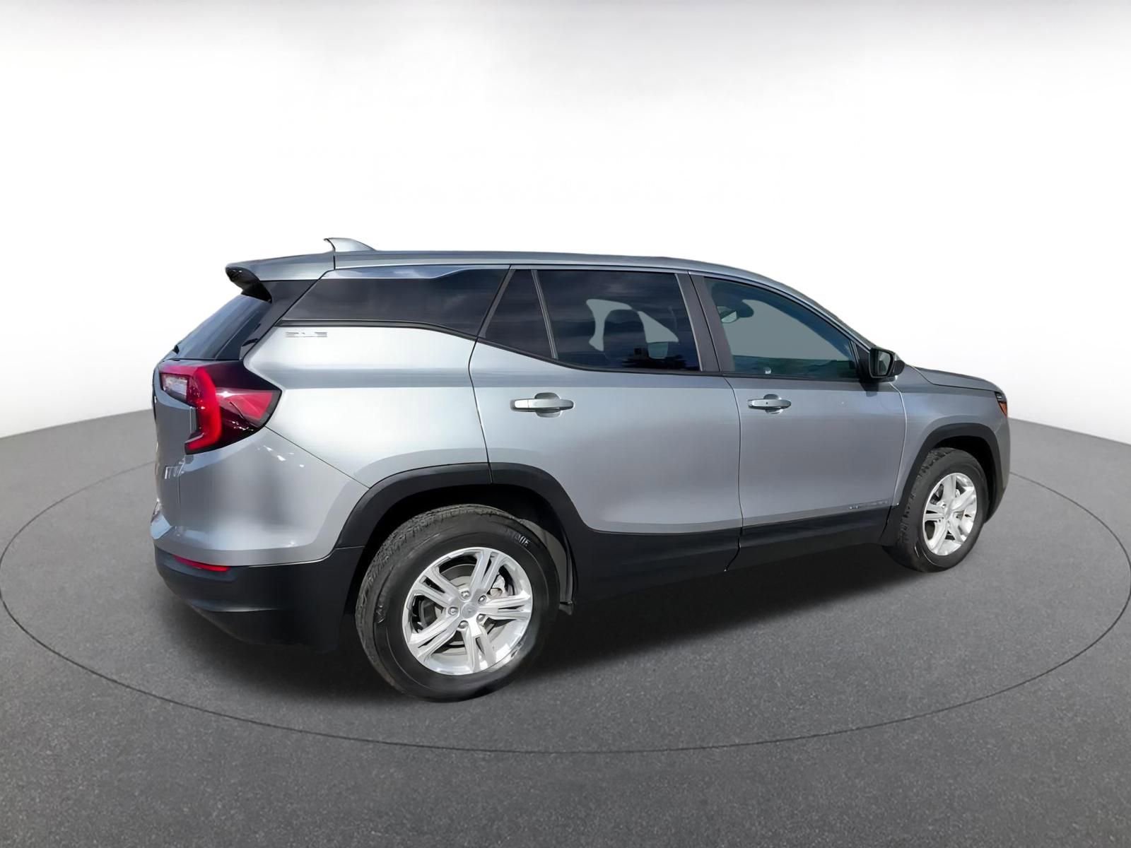 Thumbnail: 2024 GMC Terrain - 15