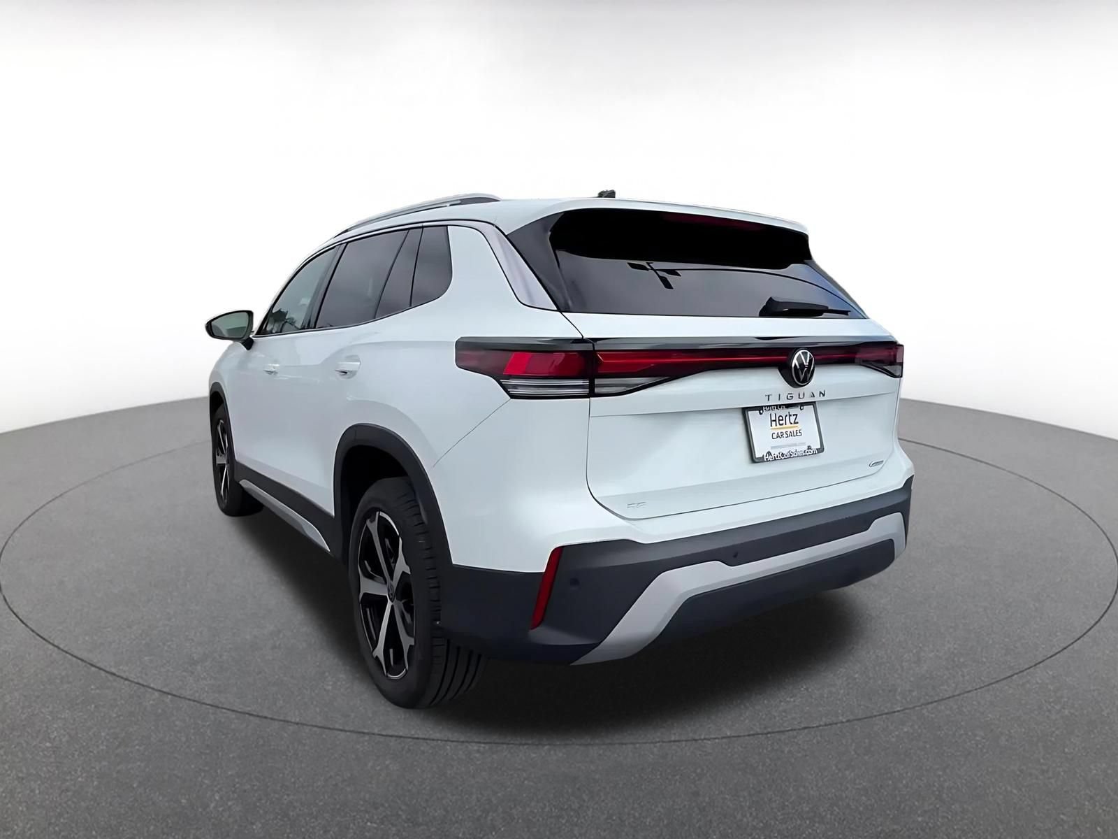 Thumbnail: 2026 Volkswagen Tiguan - 9
