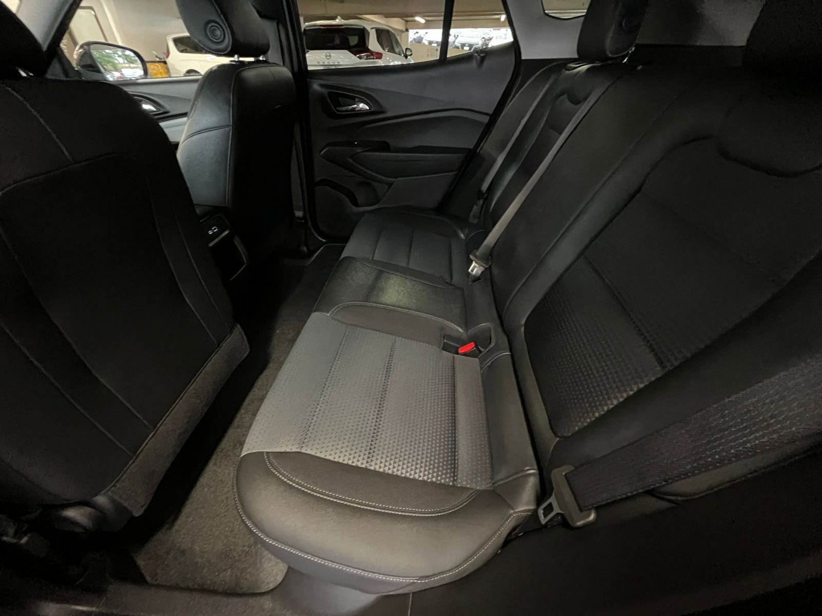 Thumbnail: 2025 Chevrolet Trax - 25