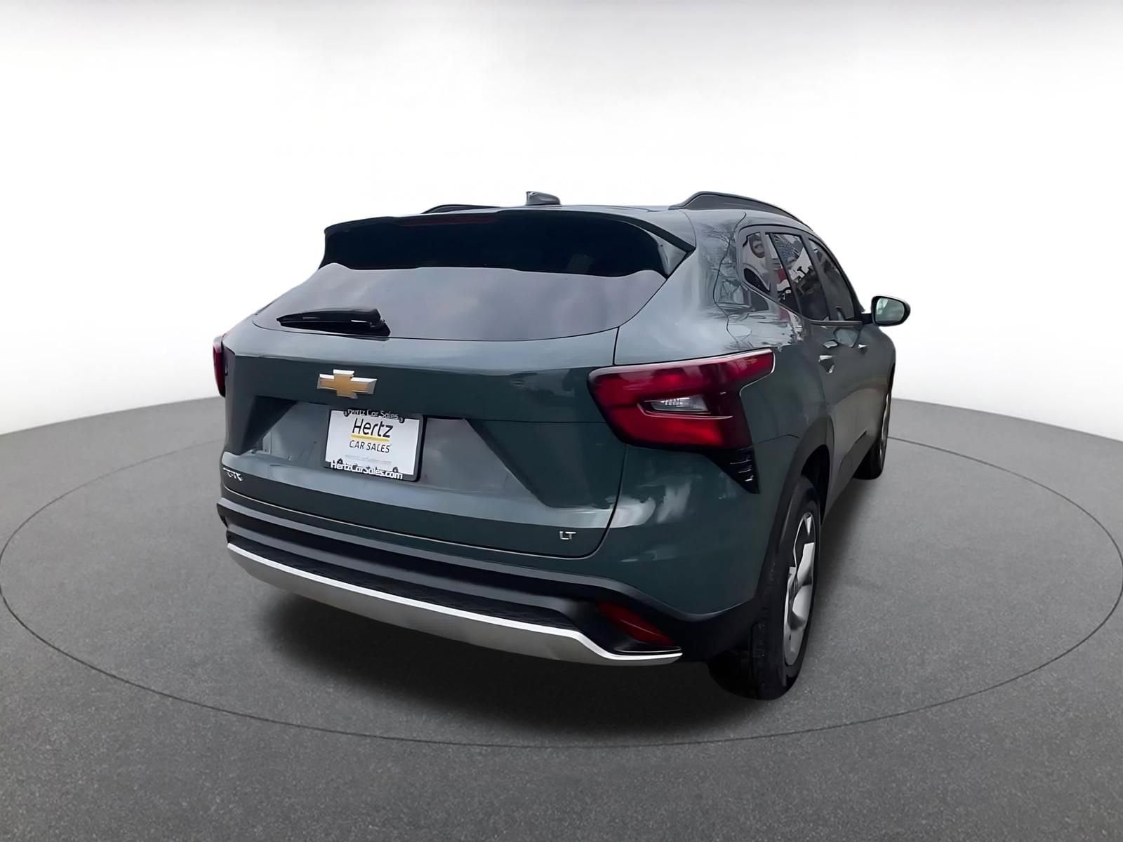 Thumbnail: 2025 Chevrolet Trax - 15