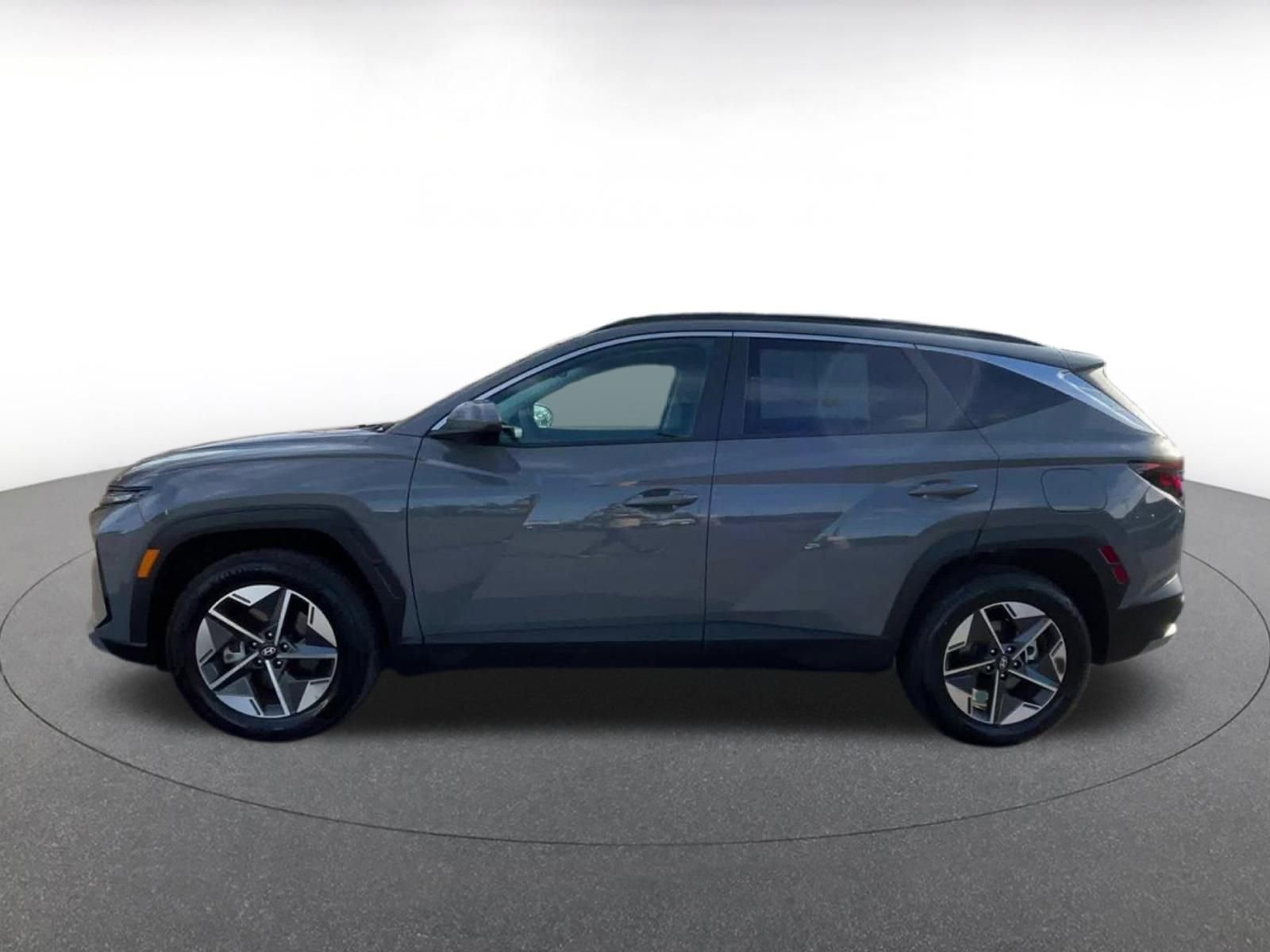 Thumbnail: 2025 Hyundai Tucson - 9