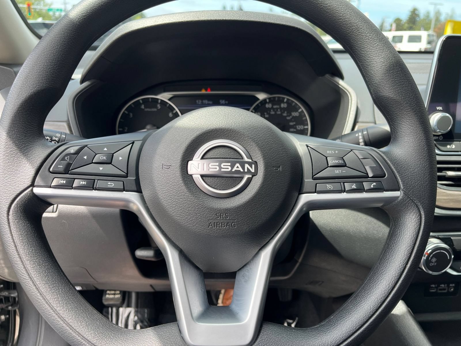 Thumbnail: 2025 Nissan Altima - 24