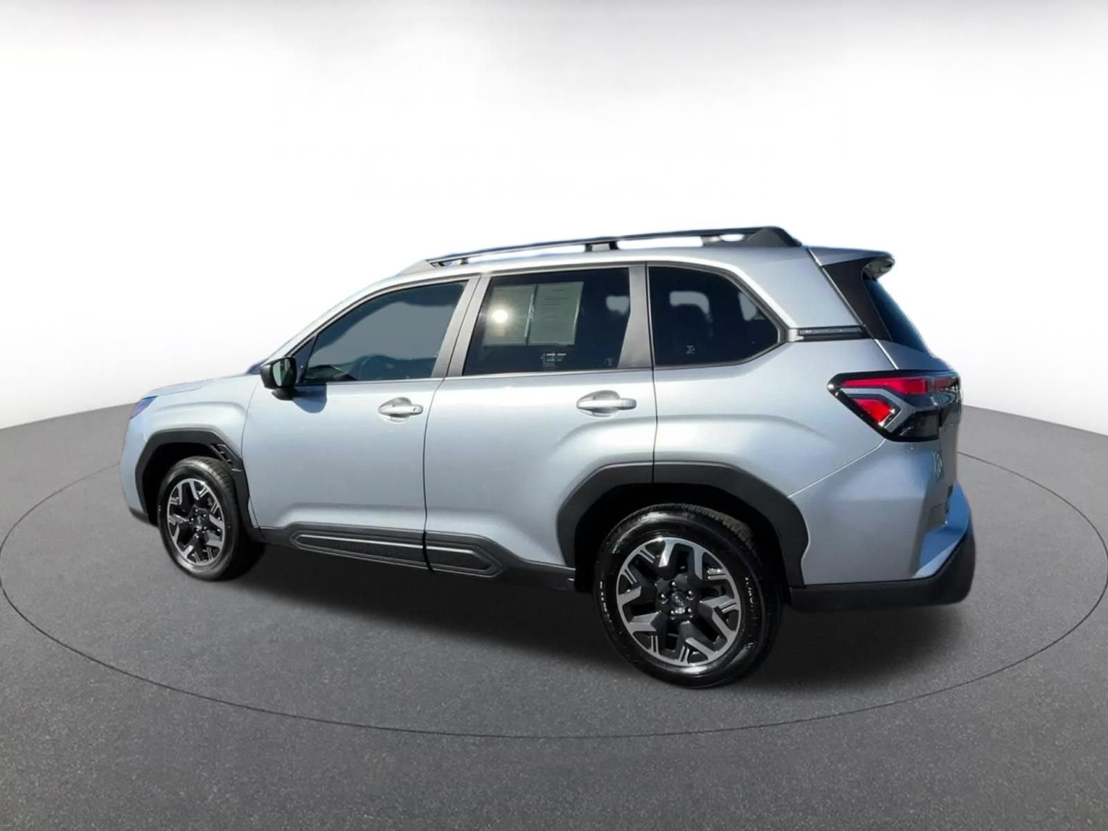 Thumbnail: 2025 Subaru Forester - 9