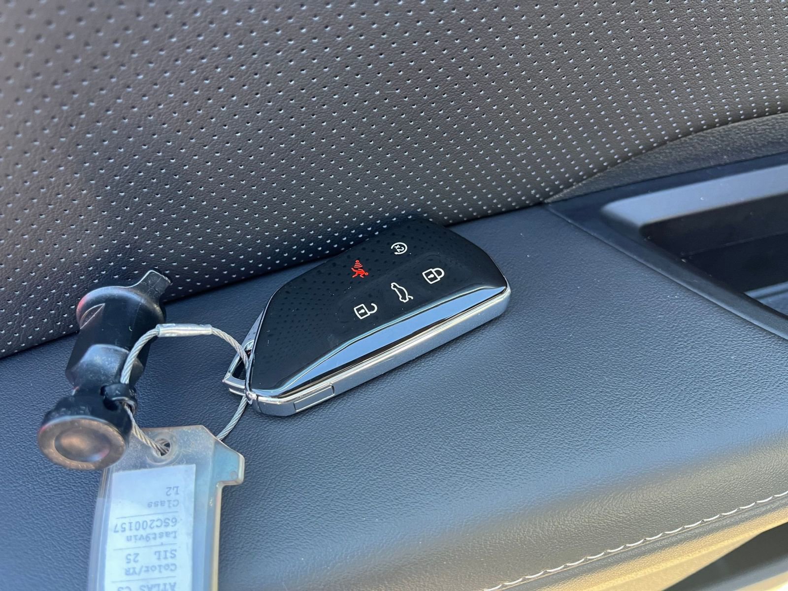 Thumbnail: 2025 Volkswagen Atlas - 21