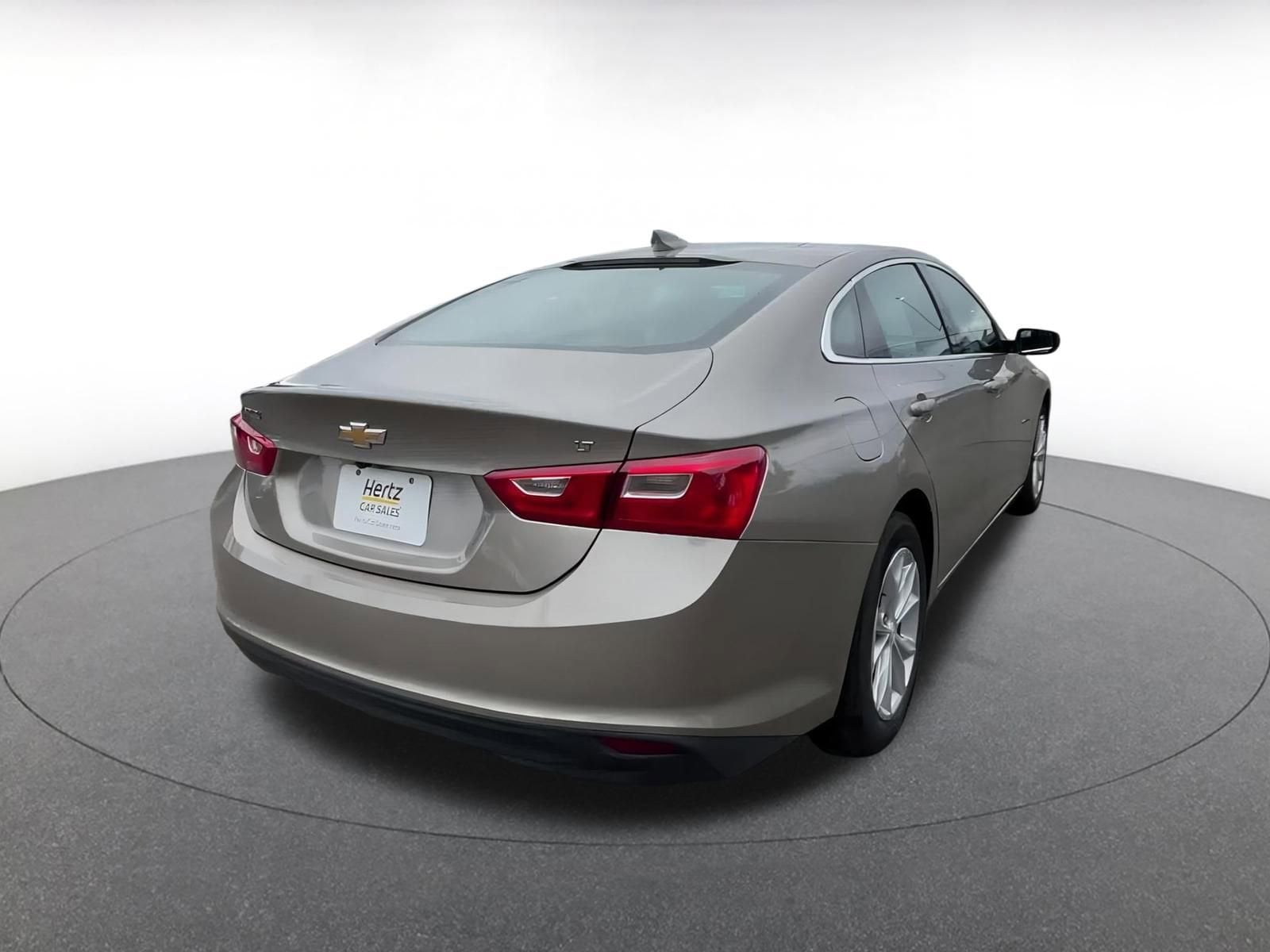 Thumbnail: 2023 Chevrolet Malibu - 13