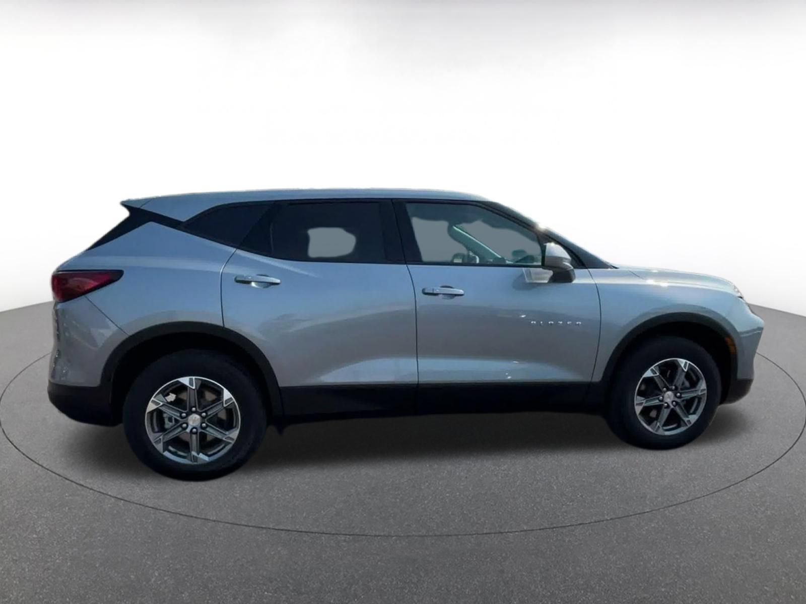 Thumbnail: 2026 Chevrolet Blazer - 15