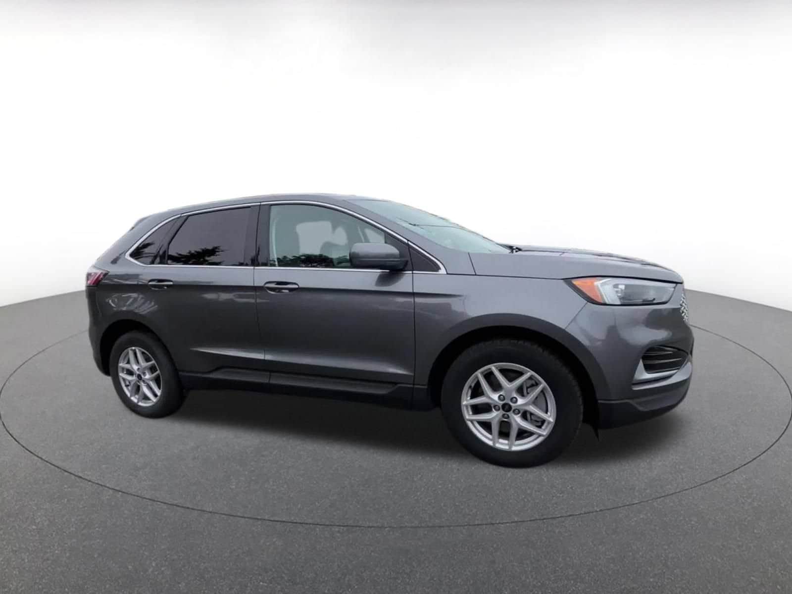 Thumbnail: 2024 Ford Edge - 2