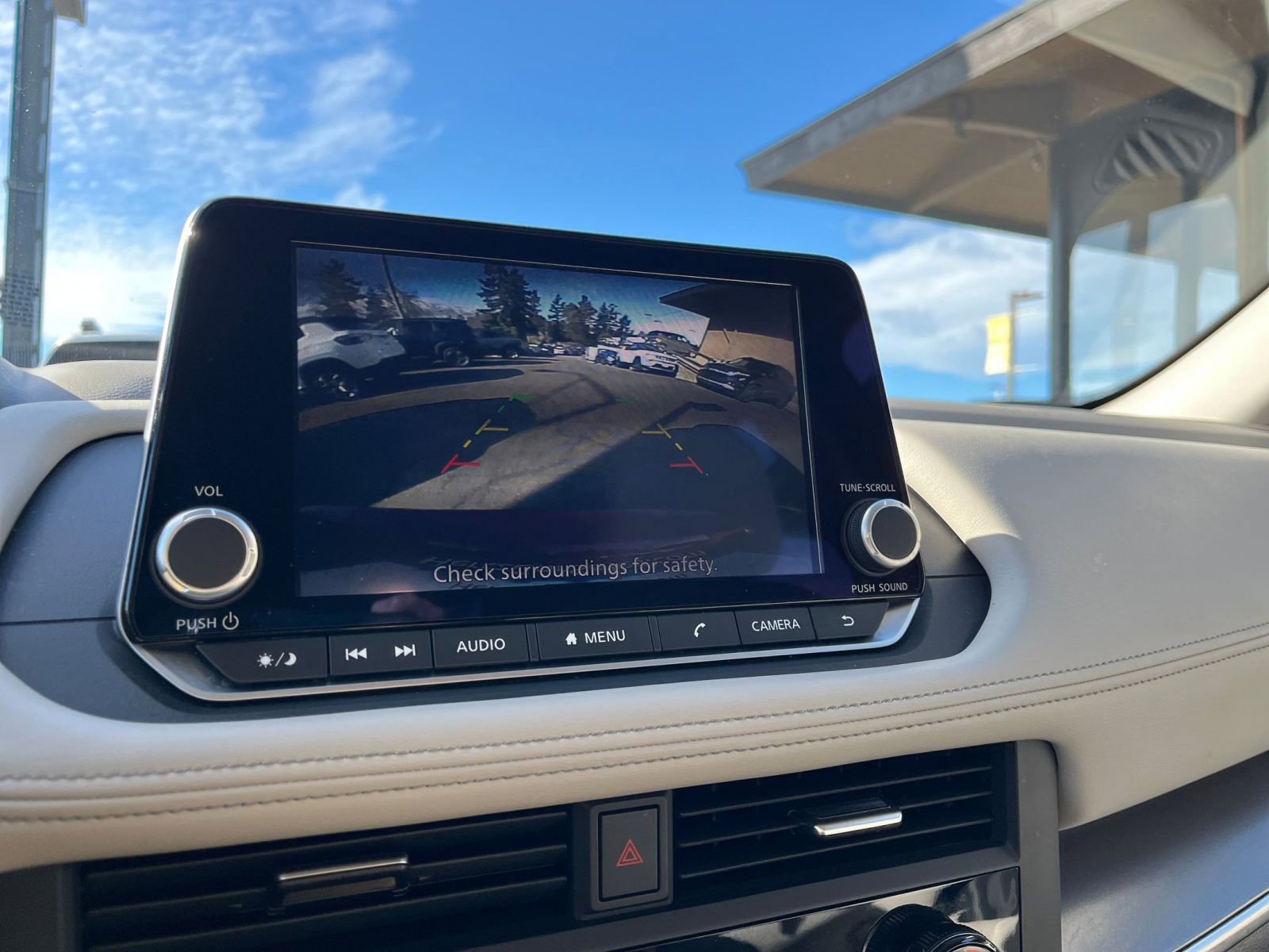 Thumbnail: 2025 Nissan Rogue - 25