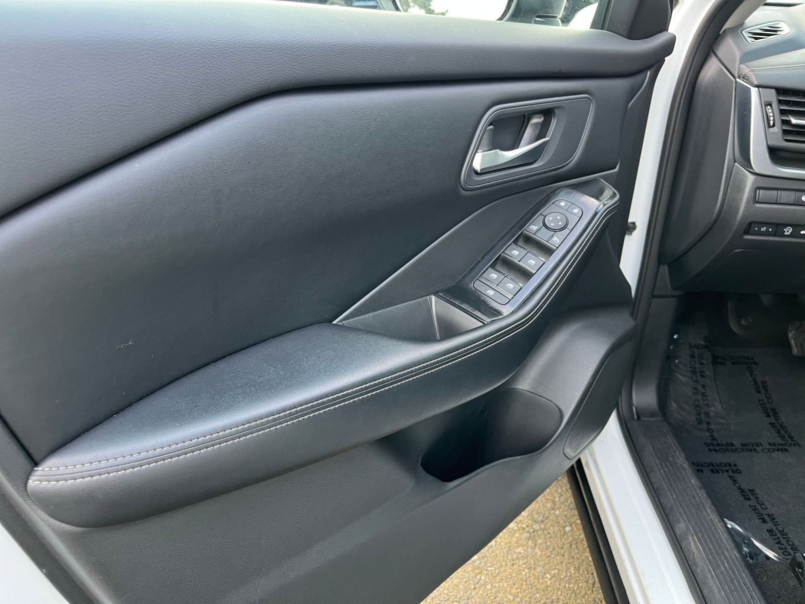 Thumbnail: 2025 Nissan Rogue - 18