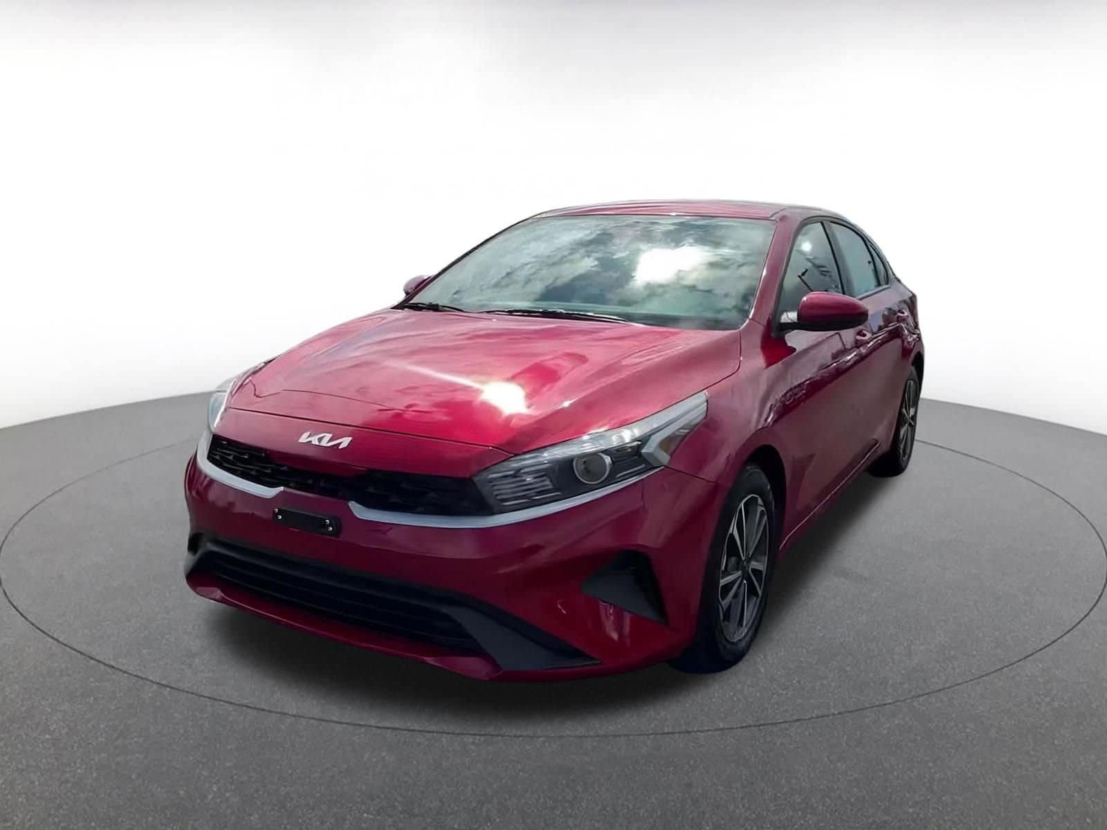 Thumbnail: 2024 Kia Forte - 7