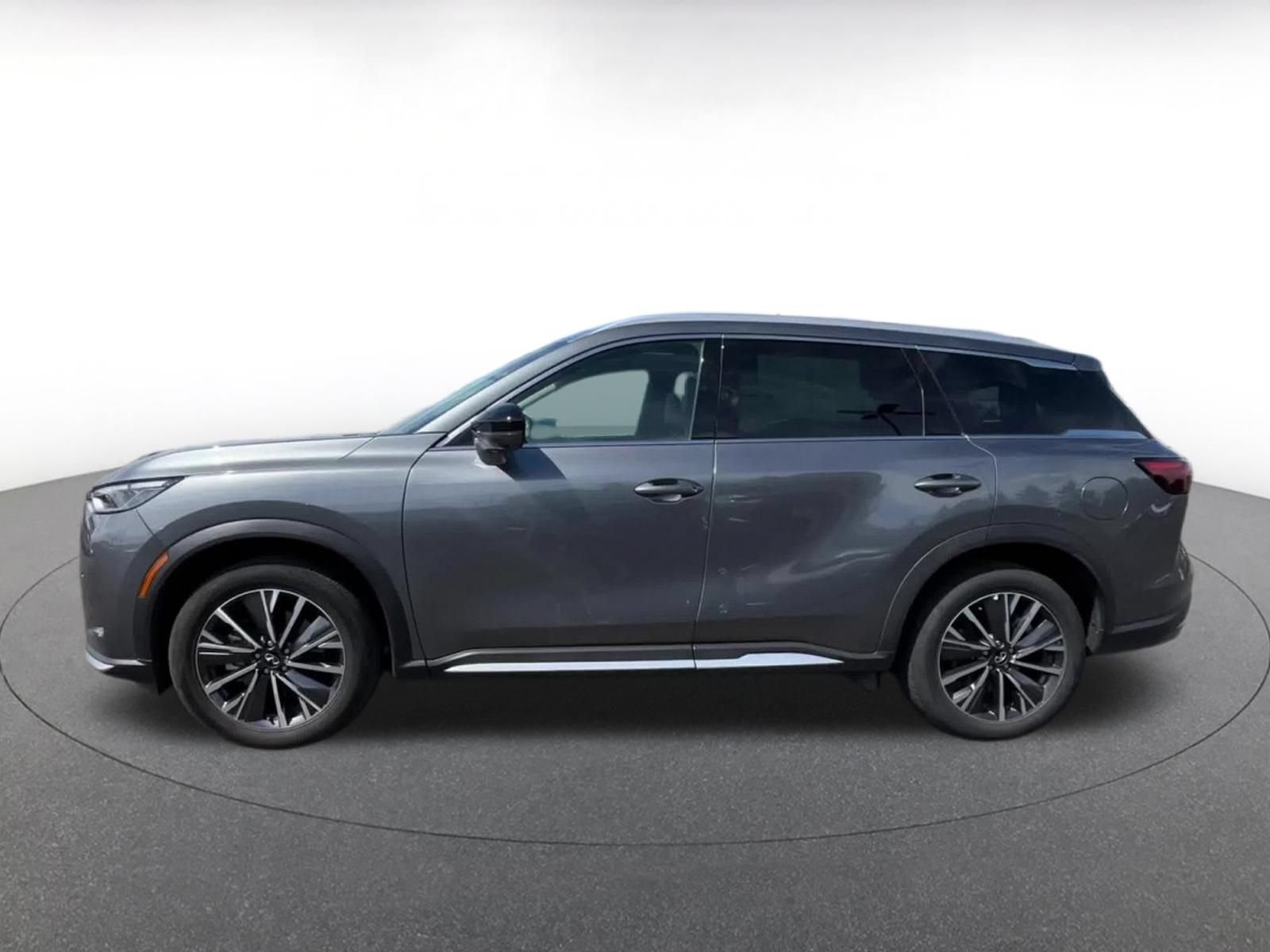 Thumbnail: 2026 INFINITI QX60 - 9