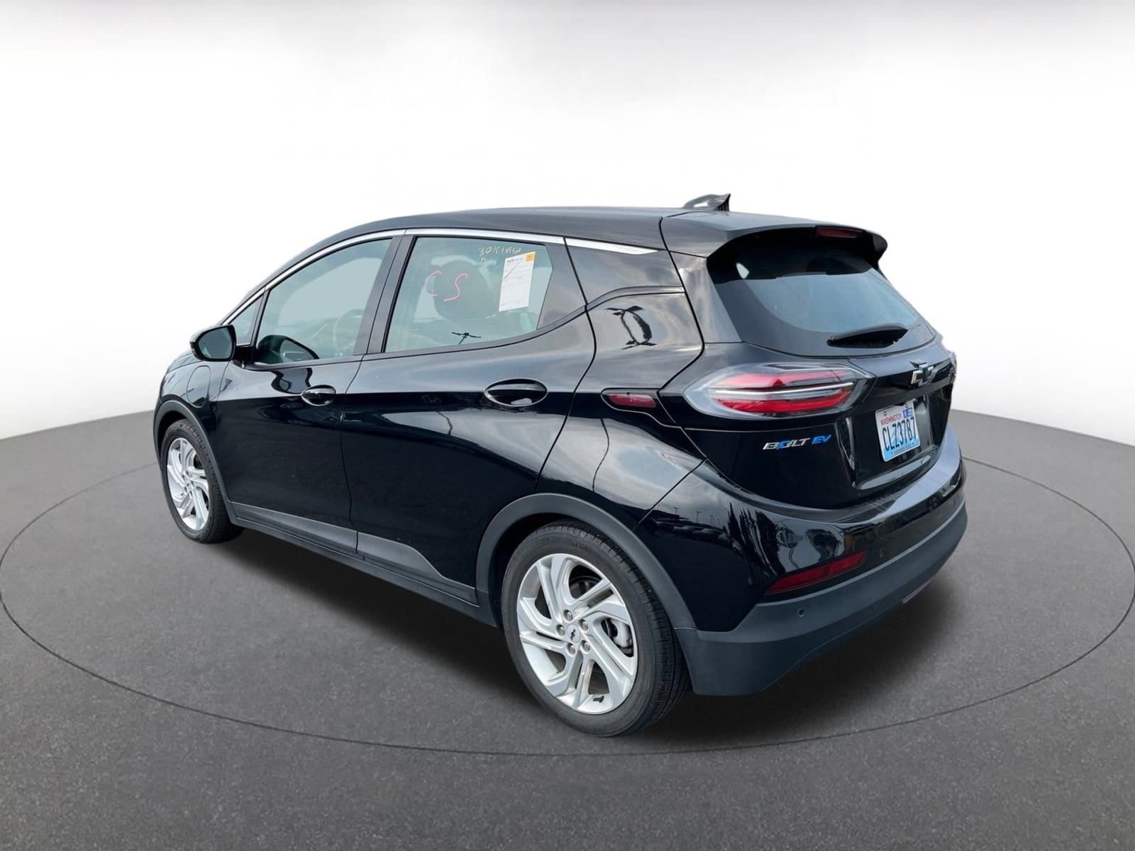 Thumbnail: 2023 Chevrolet Bolt EV - 5