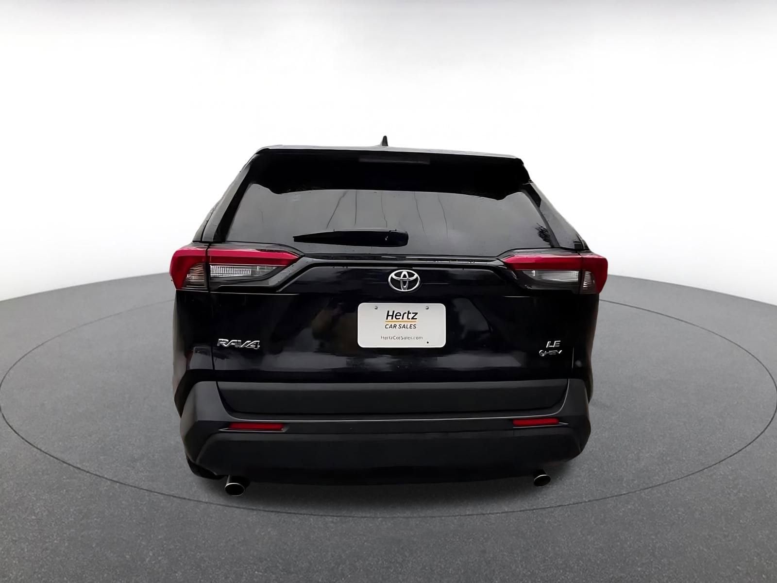 Thumbnail: 2025 Toyota RAV4 - 12