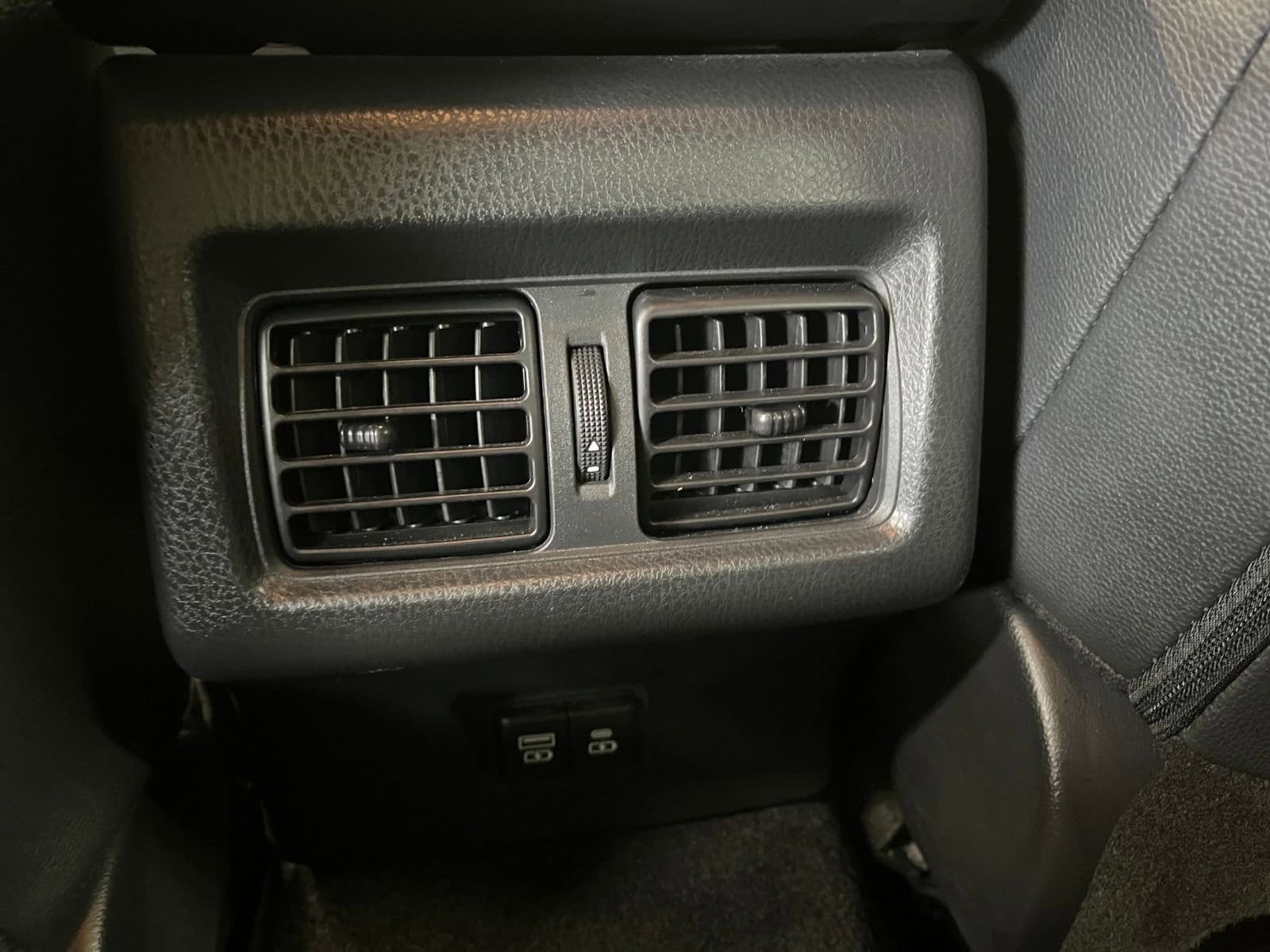 Thumbnail: 2025 Toyota Camry - 23