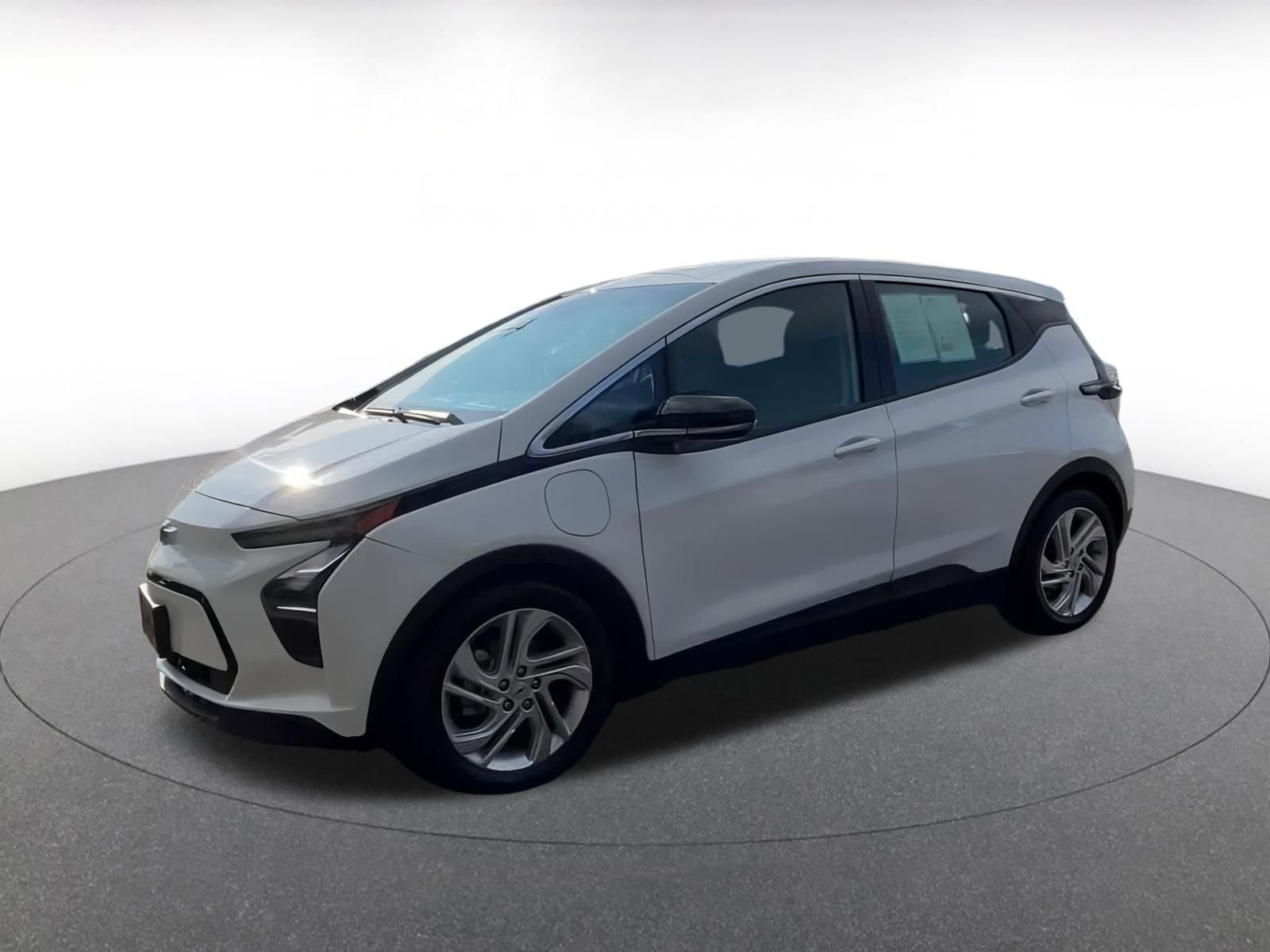Thumbnail: 2023 Chevrolet Bolt EV - 8