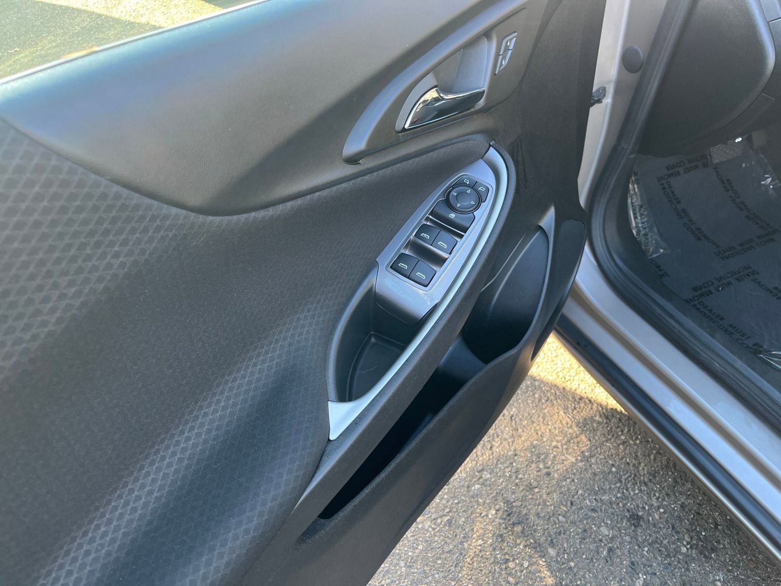 Thumbnail: 2024 Chevrolet Malibu - 18