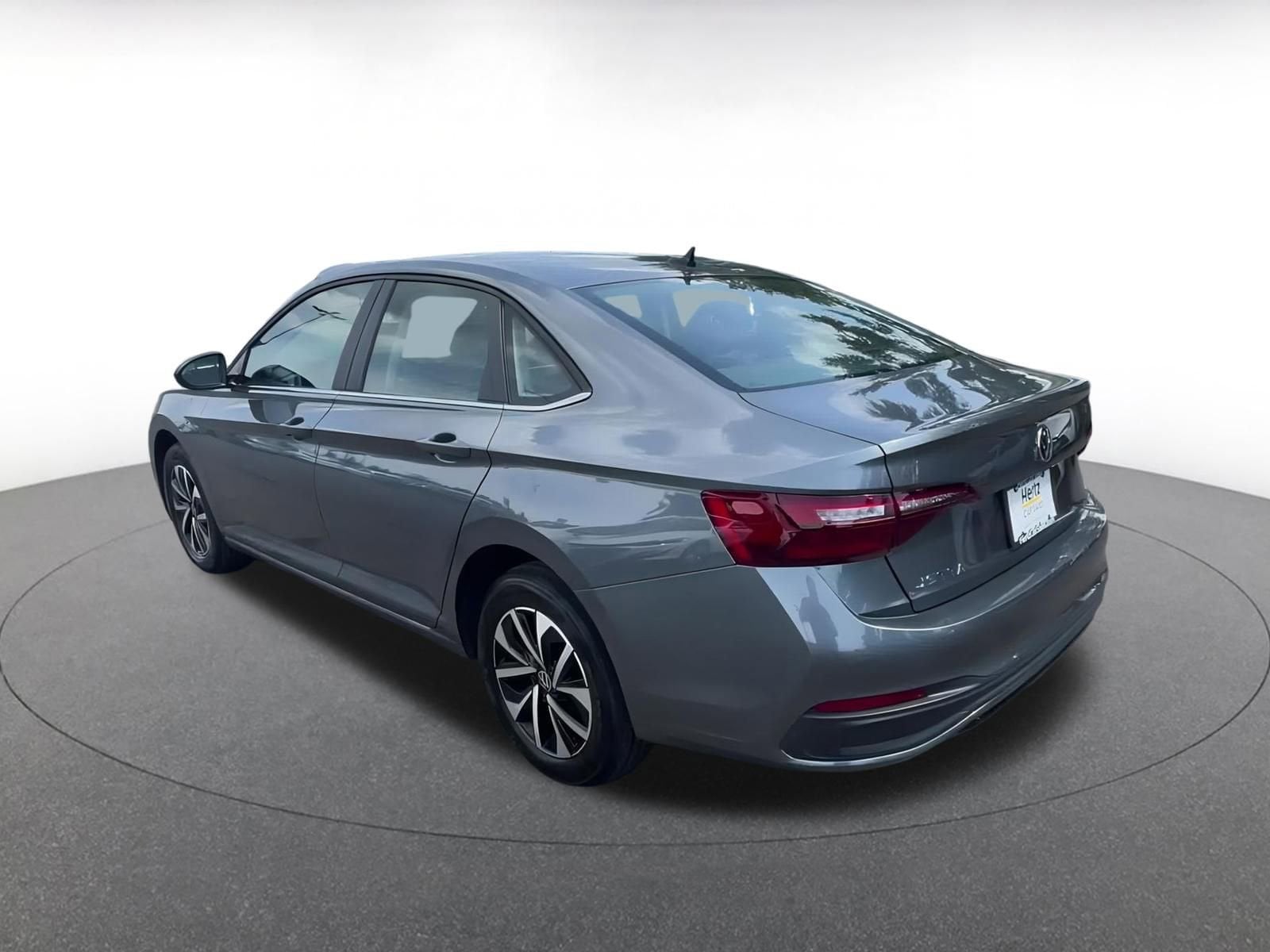 Thumbnail: 2024 Volkswagen Jetta - 11