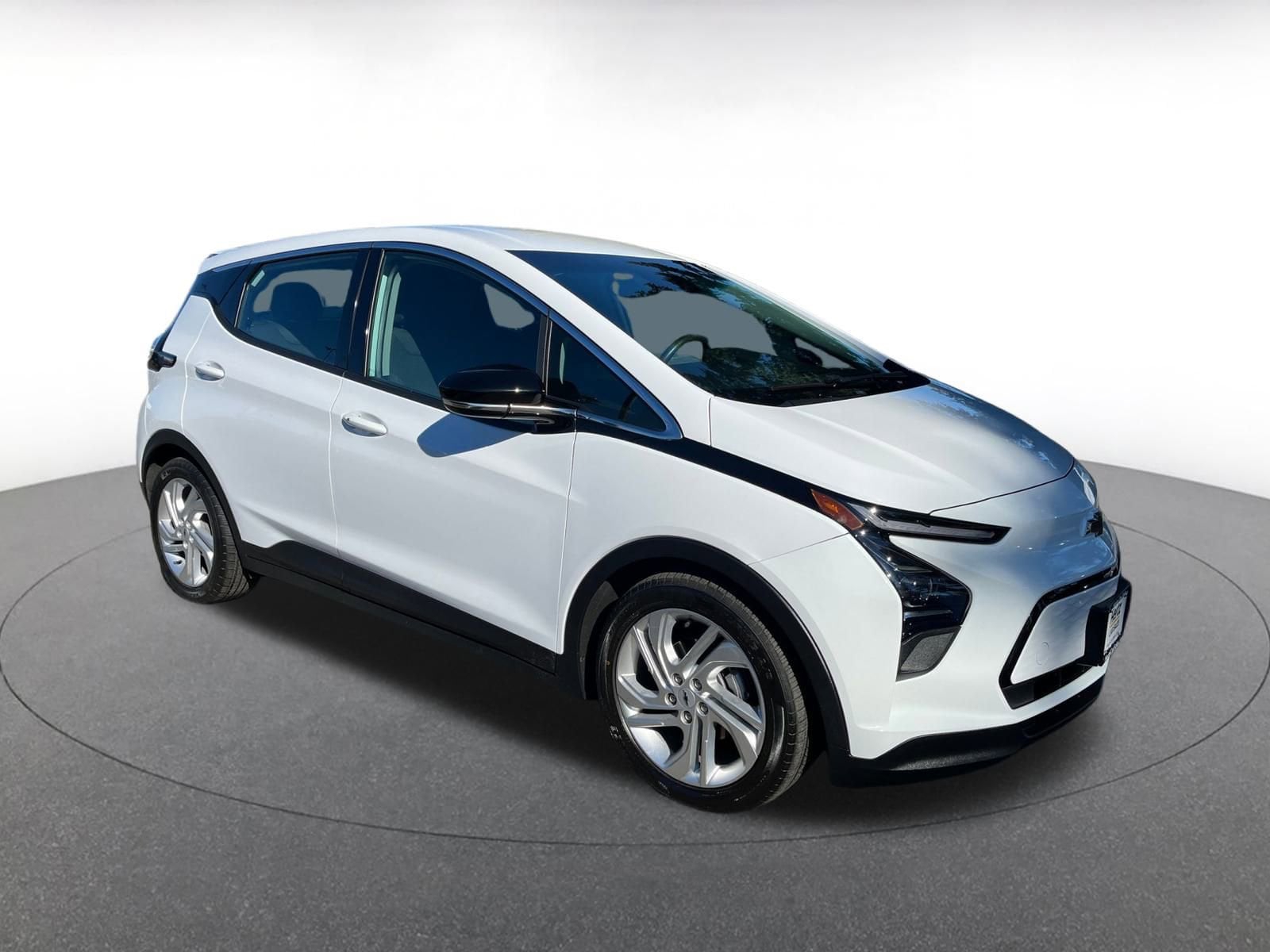 Thumbnail: 2023 Chevrolet Bolt EV - 1