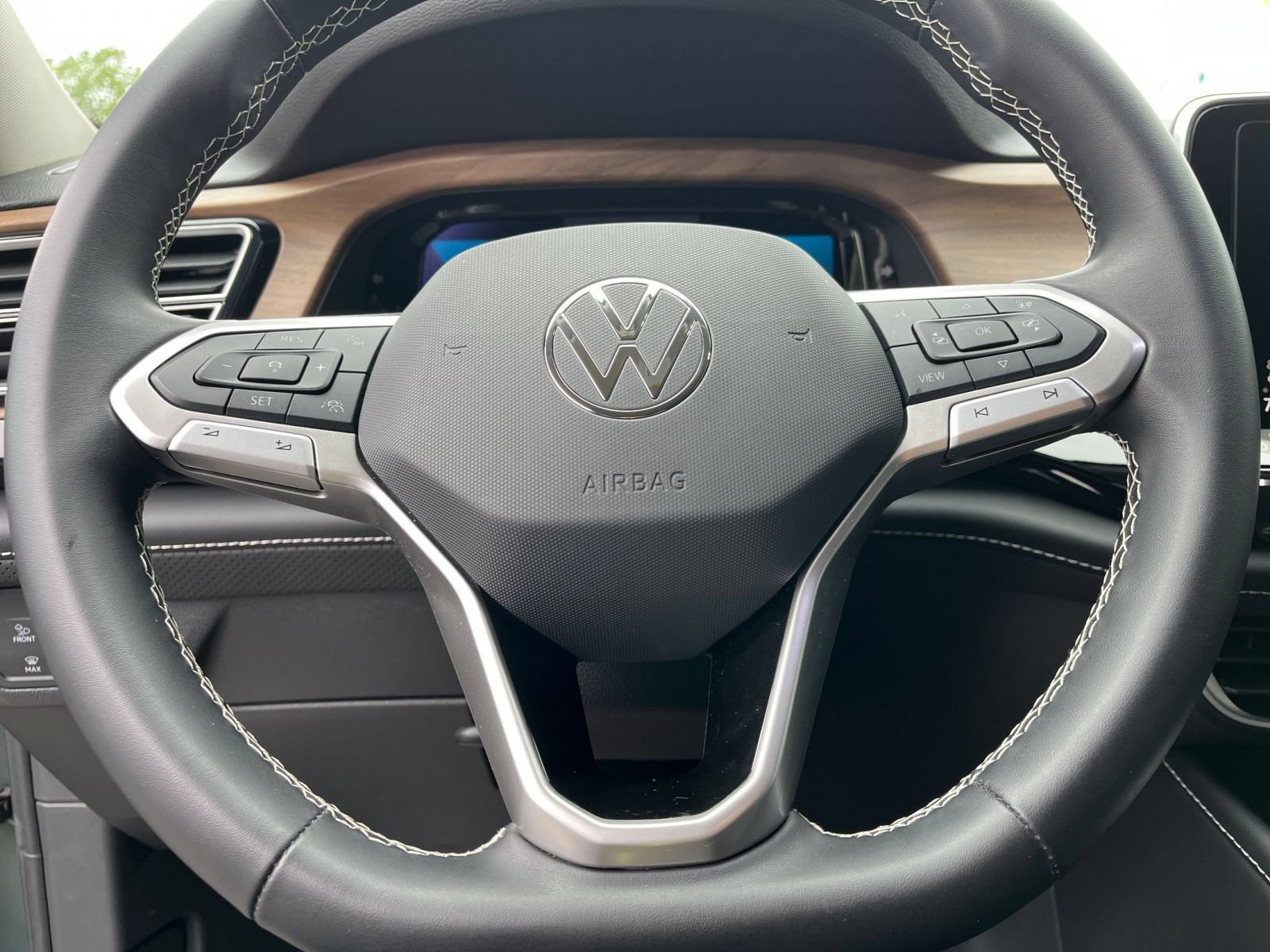 Thumbnail: 2026 Volkswagen Atlas - 30