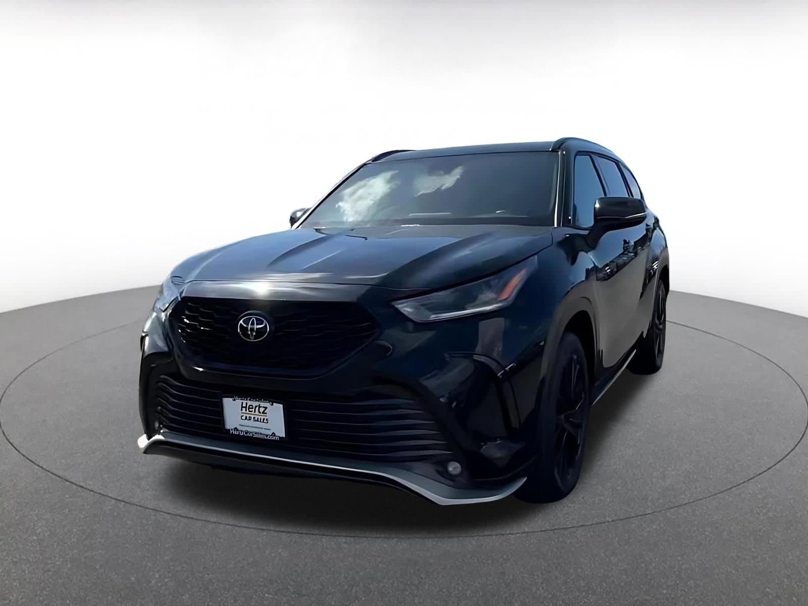 Thumbnail: 2025 Toyota Highlander - 7