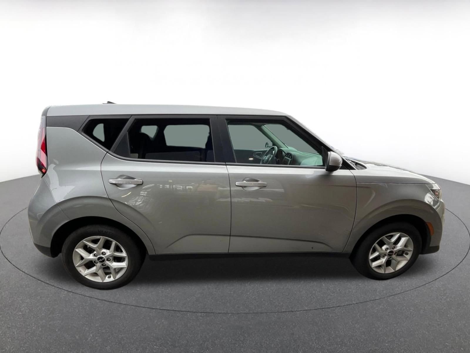 Thumbnail: 2025 Kia Soul - 8