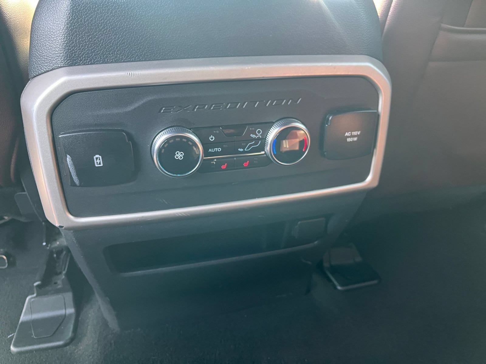 Thumbnail: 2024 Ford Expedition - 25