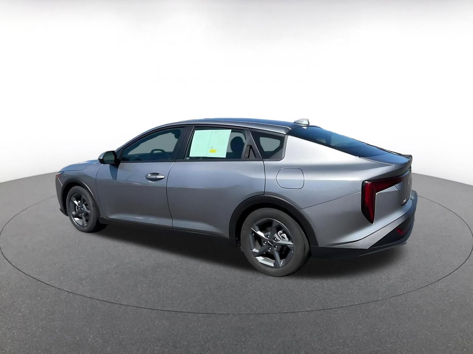 Thumbnail: 2025 Kia K4 - 10