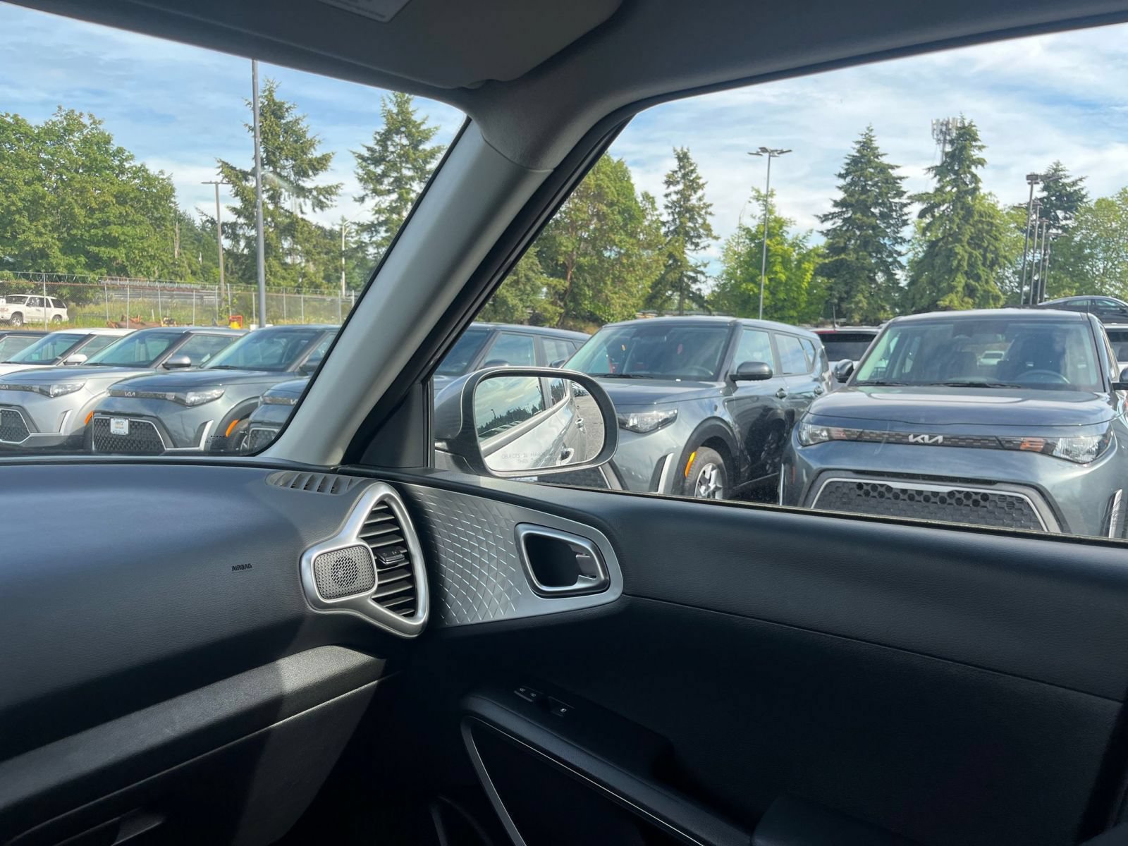 Thumbnail: 2025 Kia Soul - 35