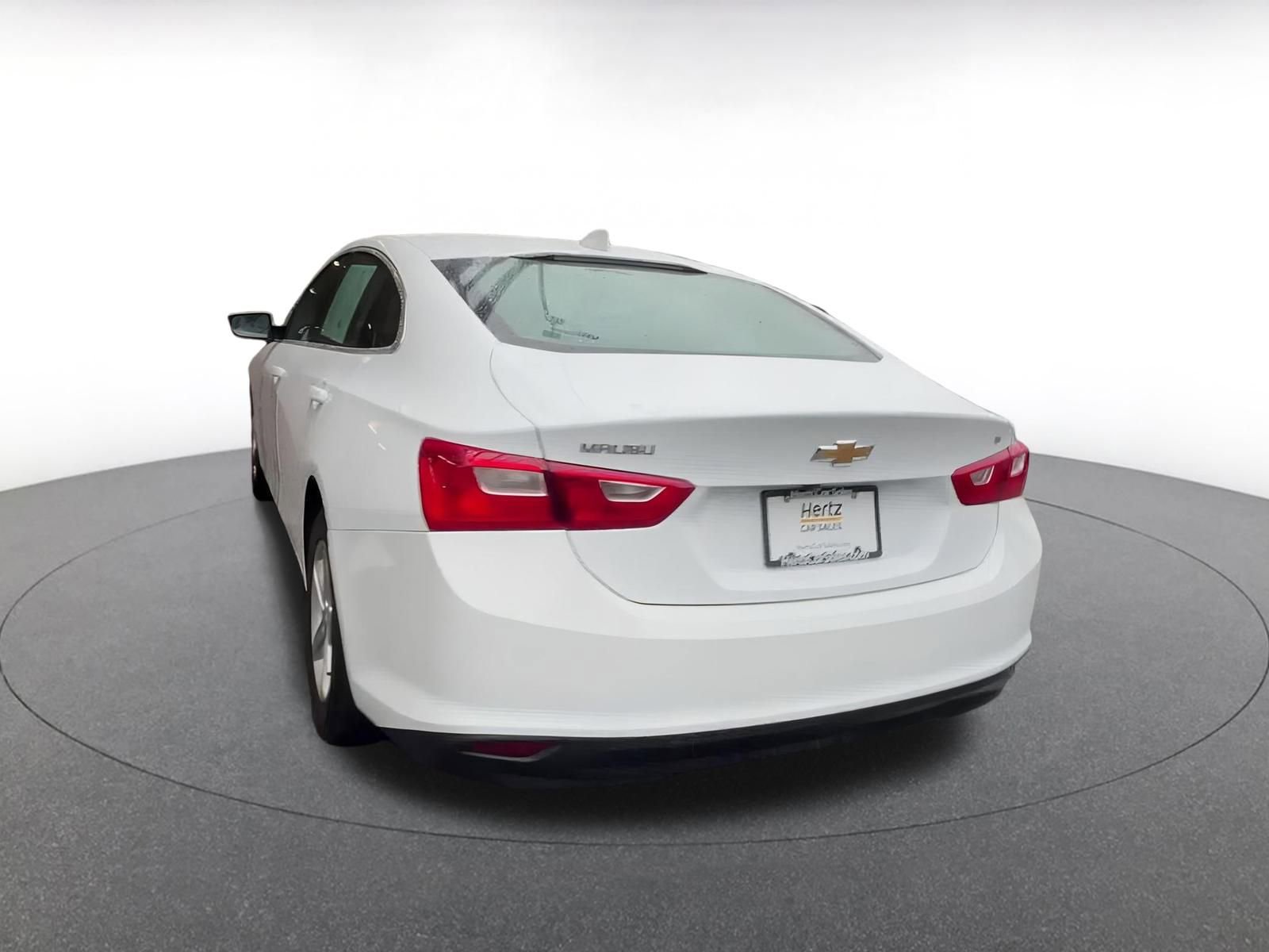 Thumbnail: 2023 Chevrolet Malibu - 11