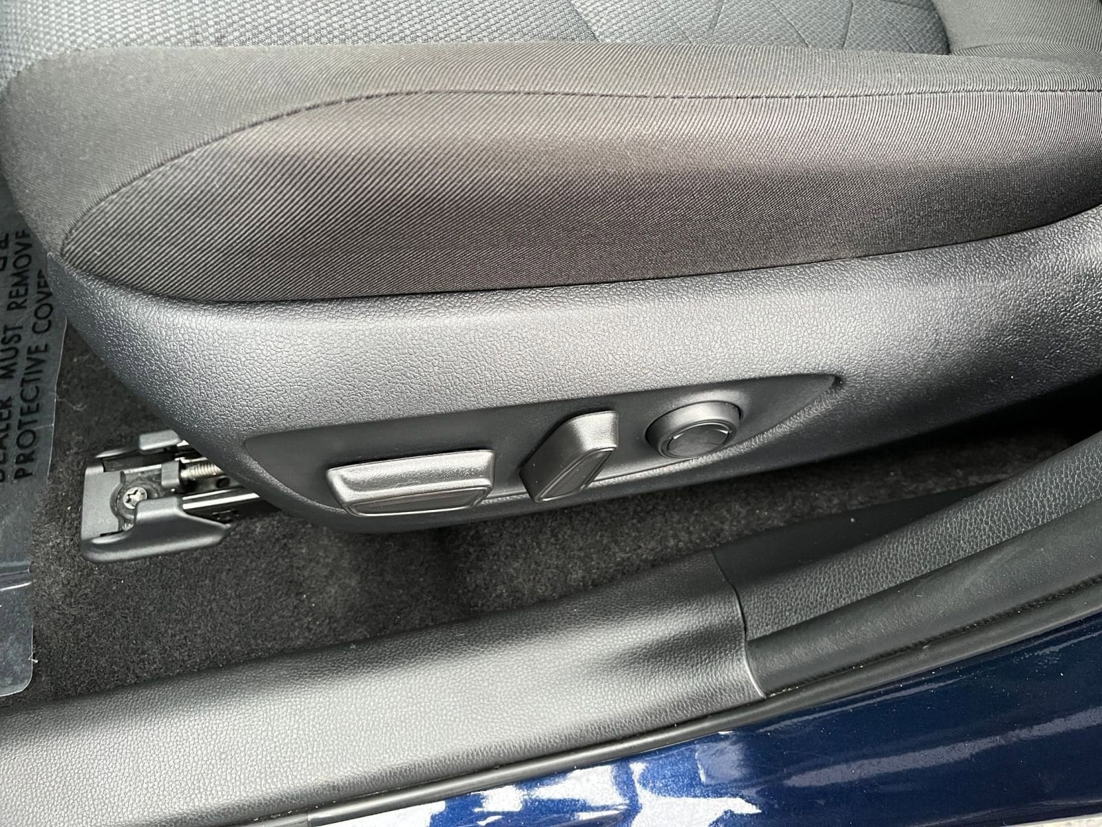 Thumbnail: 2025 Toyota RAV4 - 24