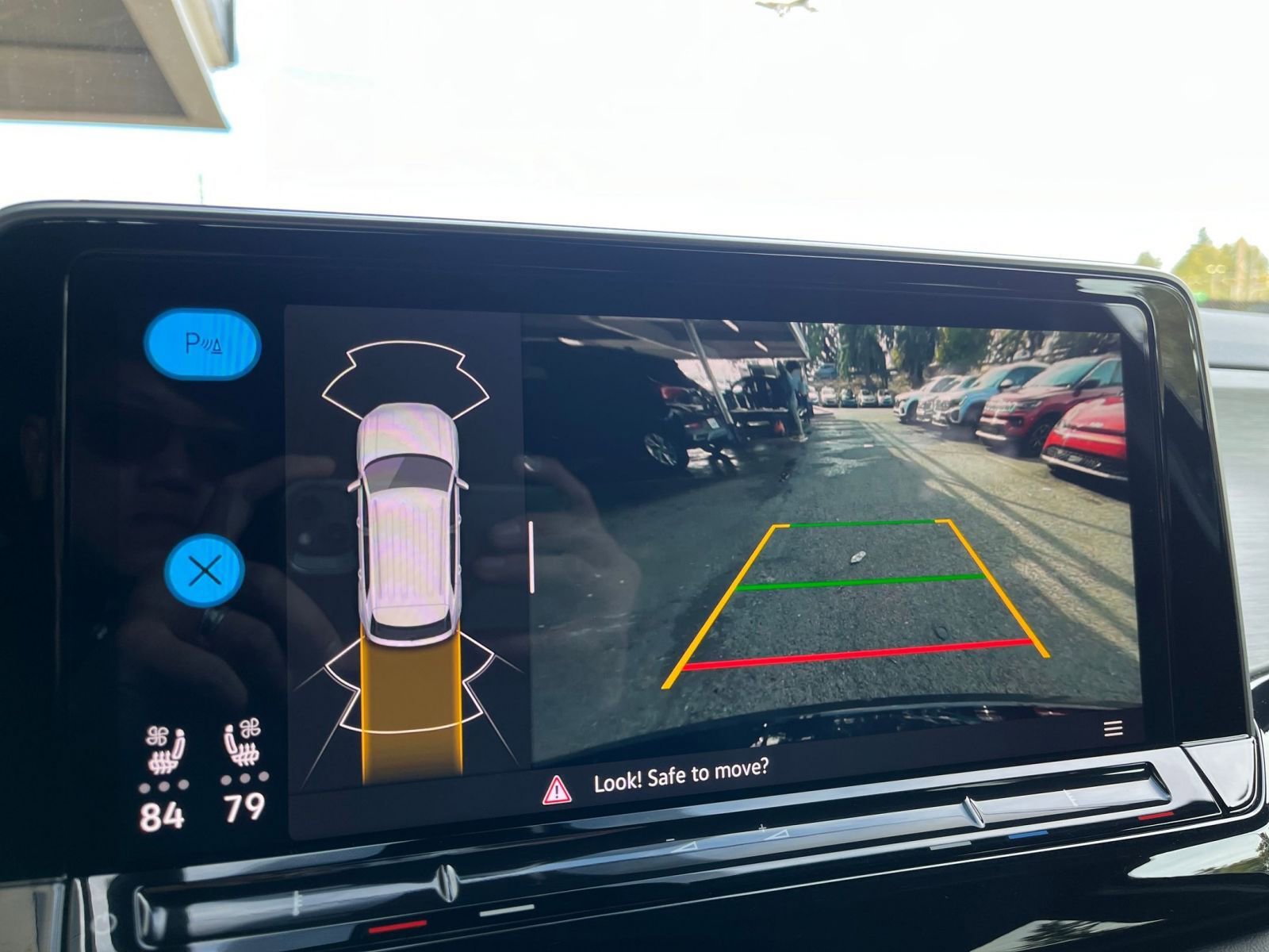 Thumbnail: 2025 Volkswagen Atlas - 17