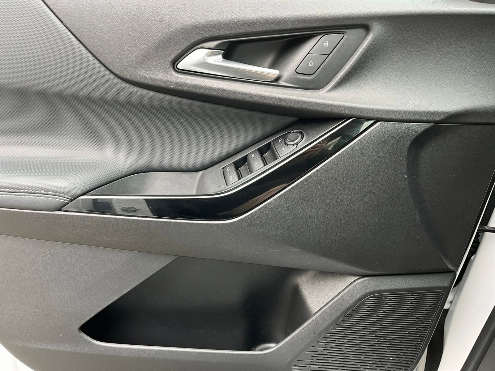 Thumbnail: 2025 Chevrolet Equinox - 20