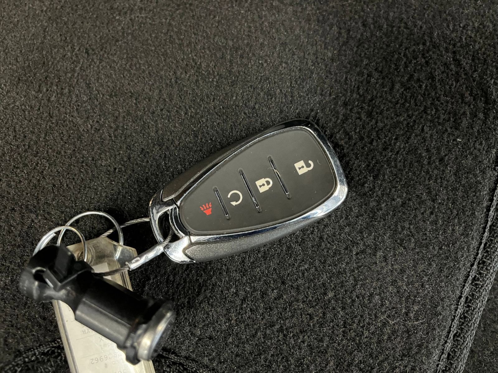 Thumbnail: 2025 Chevrolet Trax - 25