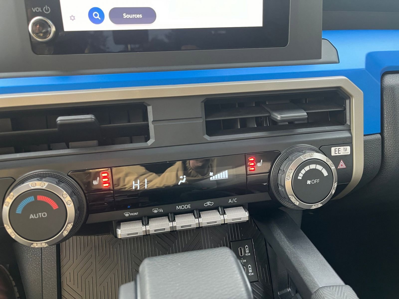 Thumbnail: 2025 Toyota Tacoma - 24