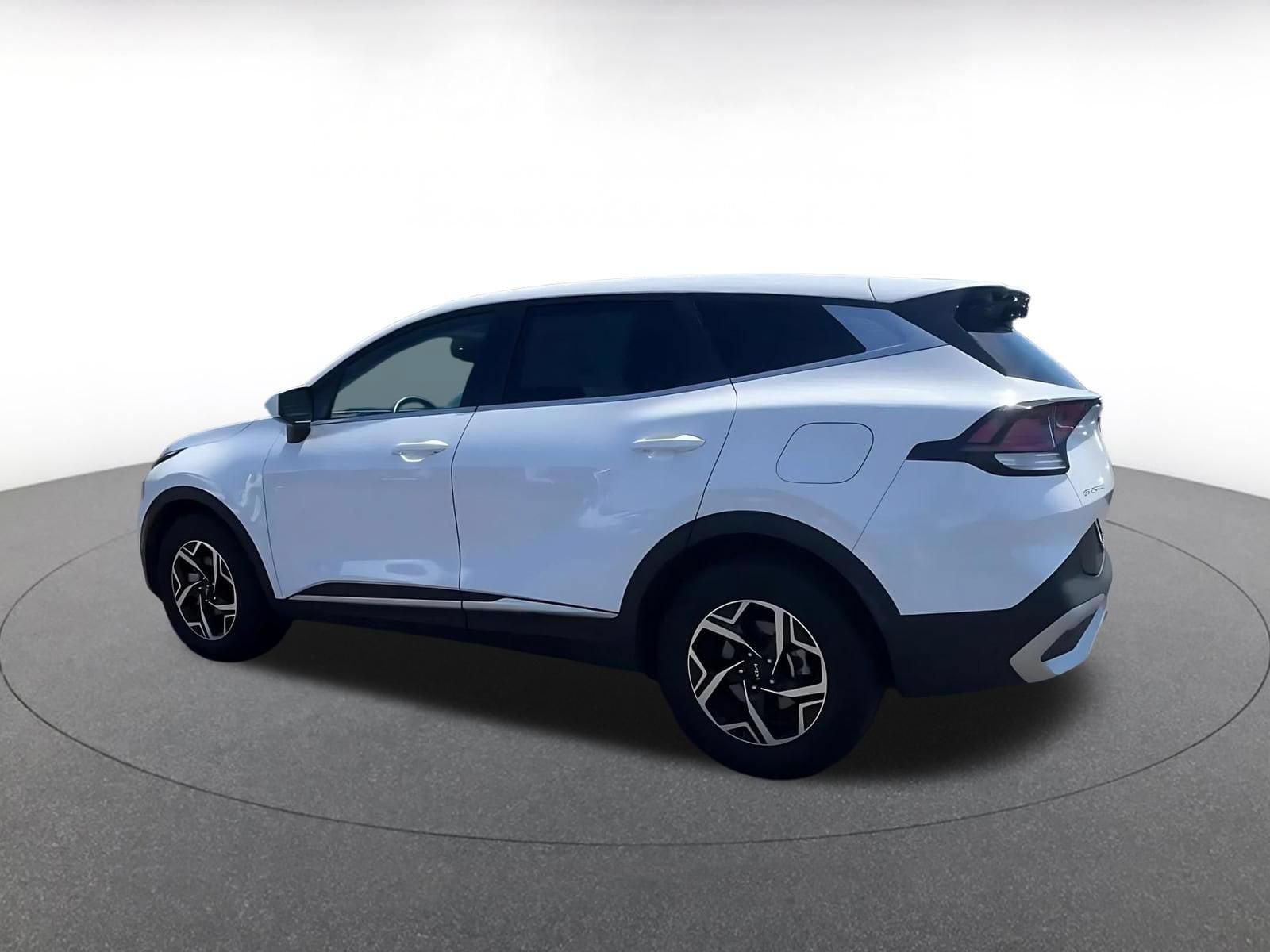 Thumbnail: 2025 Kia Sportage - 10