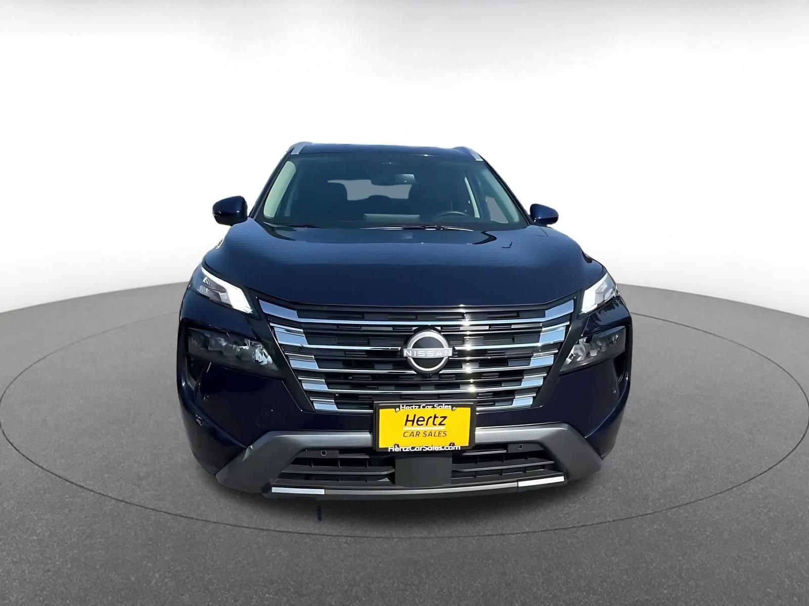 Thumbnail: 2026 Nissan Rogue - 4