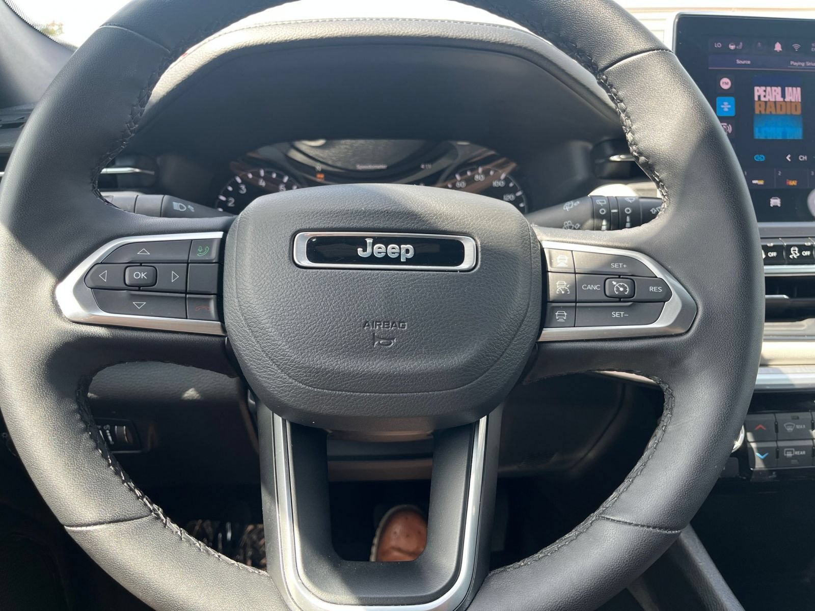 Thumbnail: 2025 Jeep Compass - 29