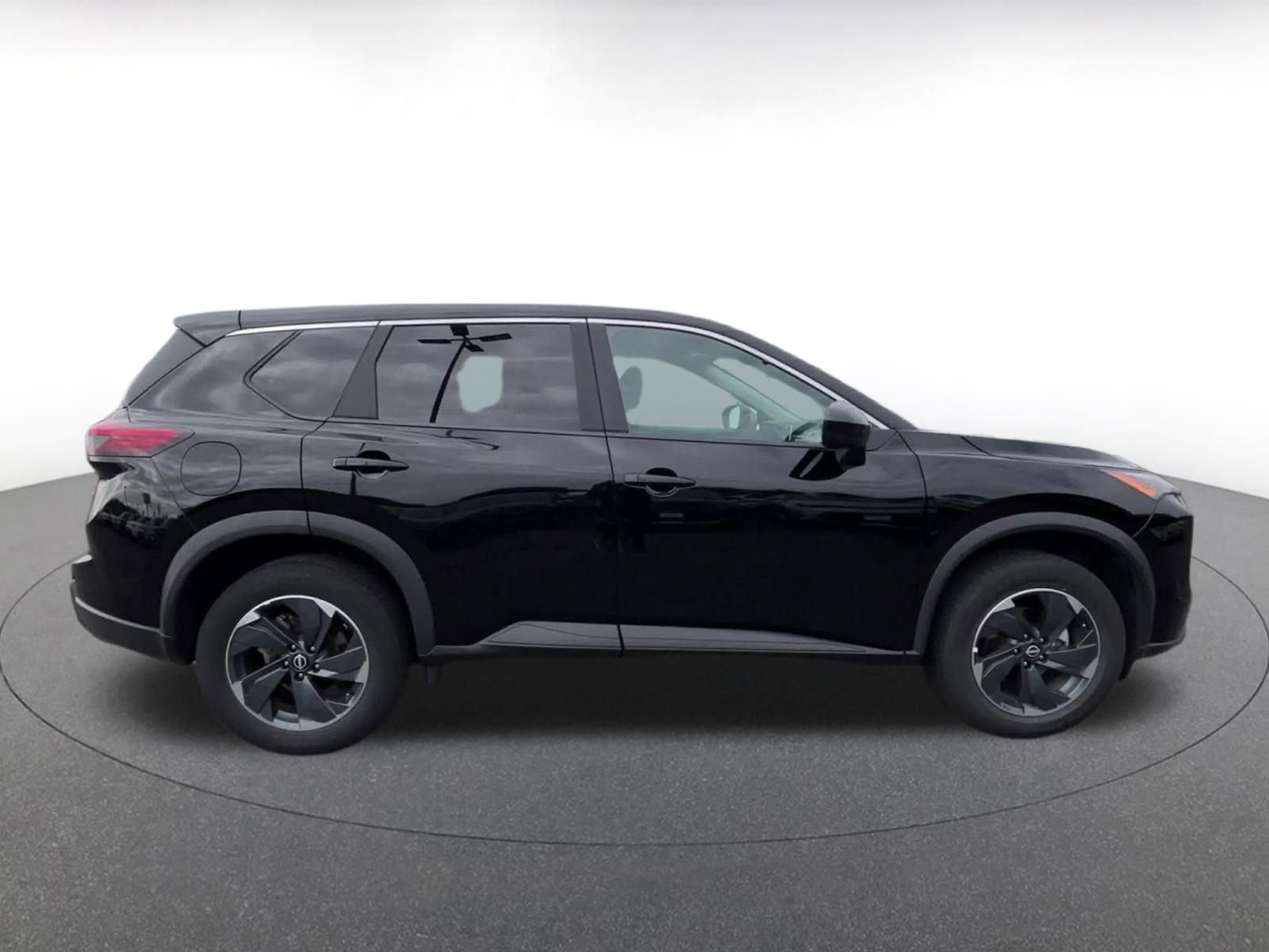 Thumbnail: 2025 Nissan Rogue - 16