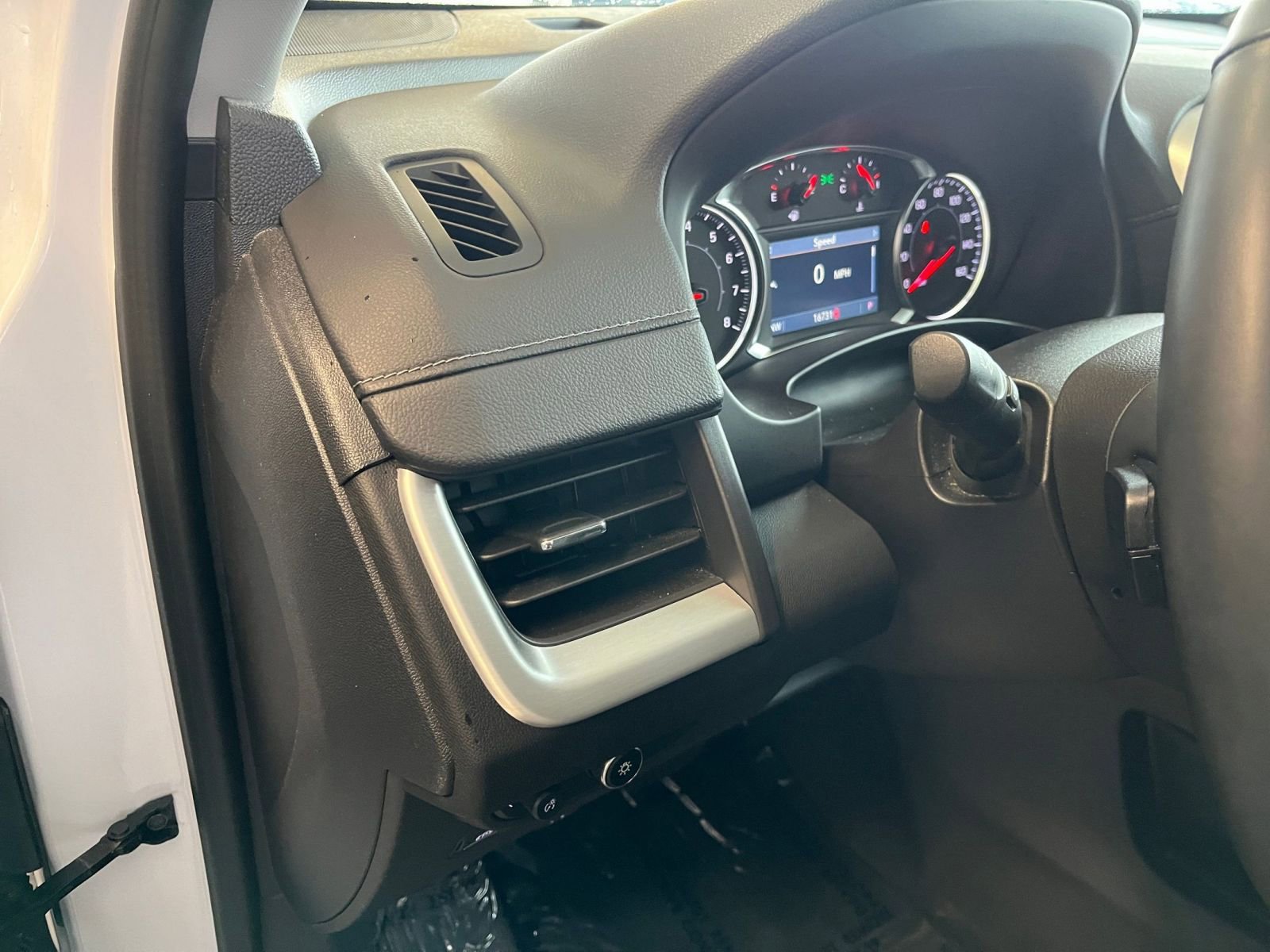 Thumbnail: 2024 GMC Terrain - 34
