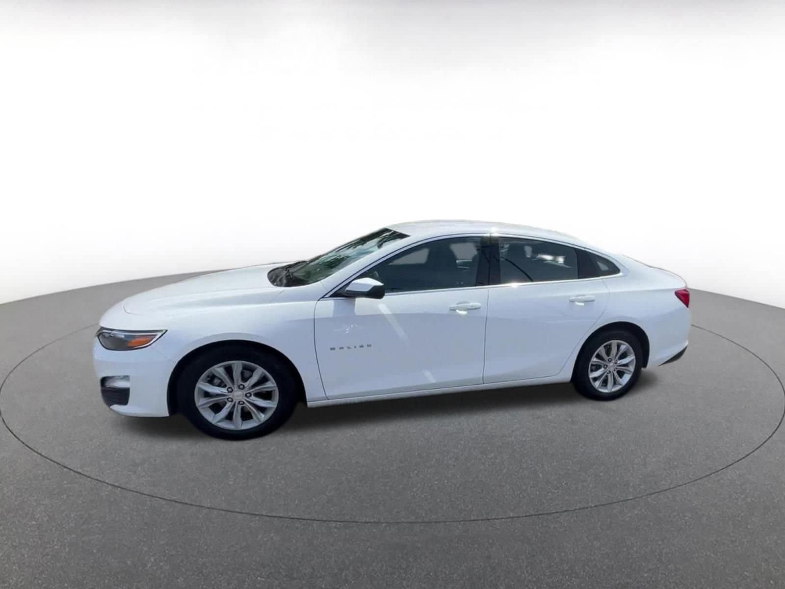 Thumbnail: 2023 Chevrolet Malibu - 7