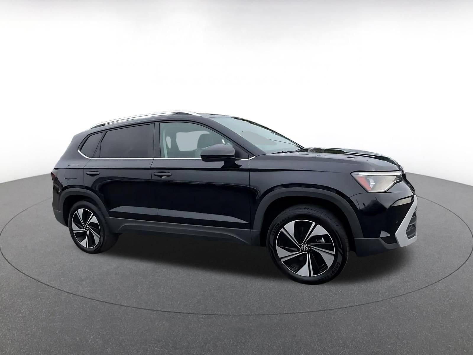 Thumbnail: 2026 Volkswagen Taos - 2