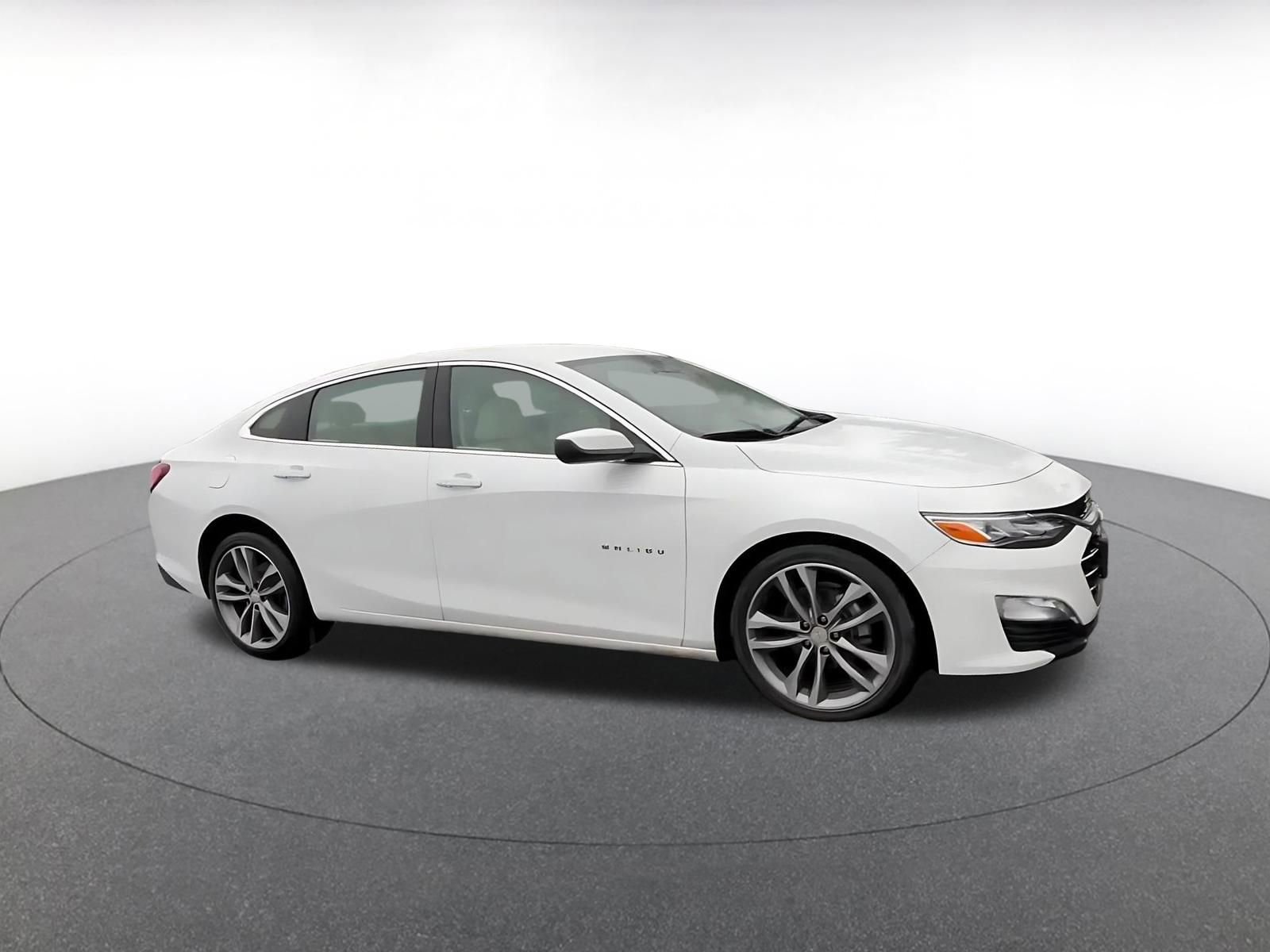 Thumbnail: 2024 Chevrolet Malibu - 2